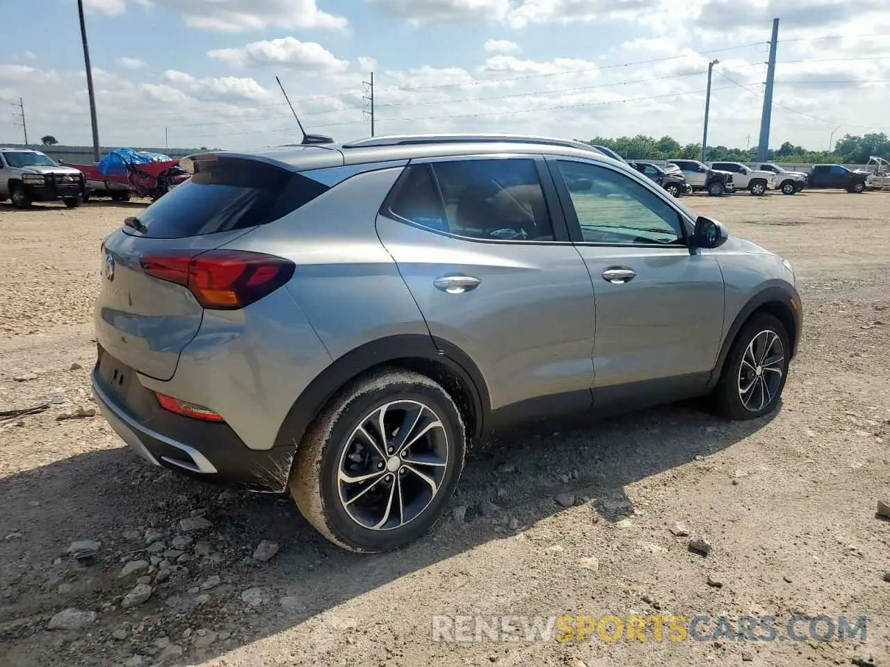 3 Фотография поврежденного автомобиля KL4MMDS26PB011752 BUICK ENCORE 2023