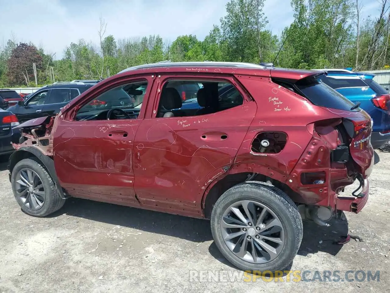 2 Фотография поврежденного автомобиля KL4MMESL8PB055945 BUICK ENCORE 2023