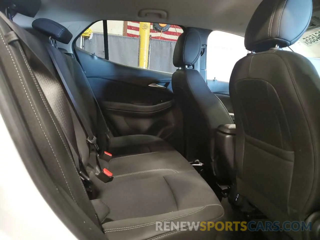 11 Фотография поврежденного автомобиля KL4AMBS20RB011093 BUICK ENCORE 2024