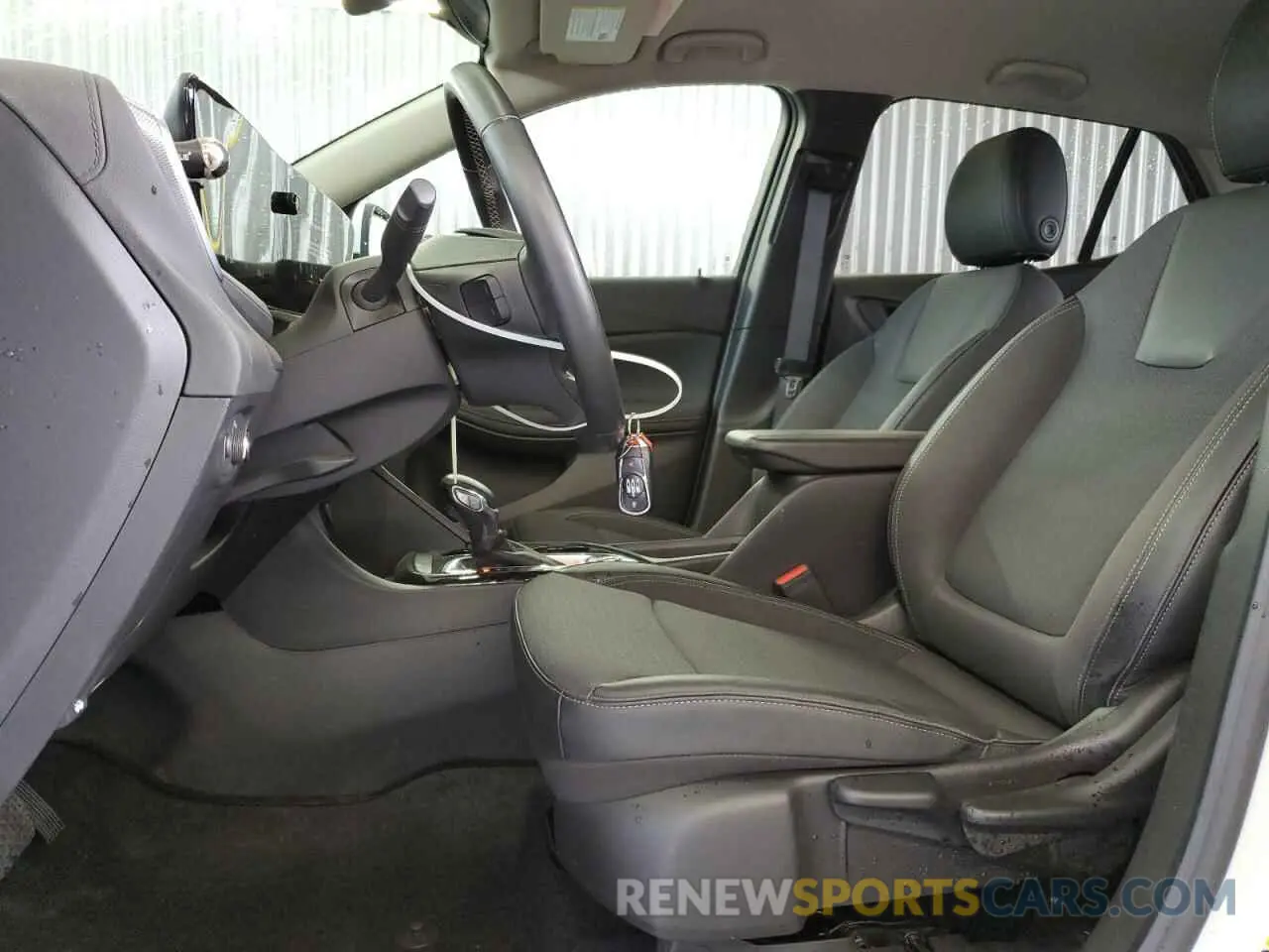 7 Фотография поврежденного автомобиля KL4AMBS22RB146396 BUICK ENCORE 2024