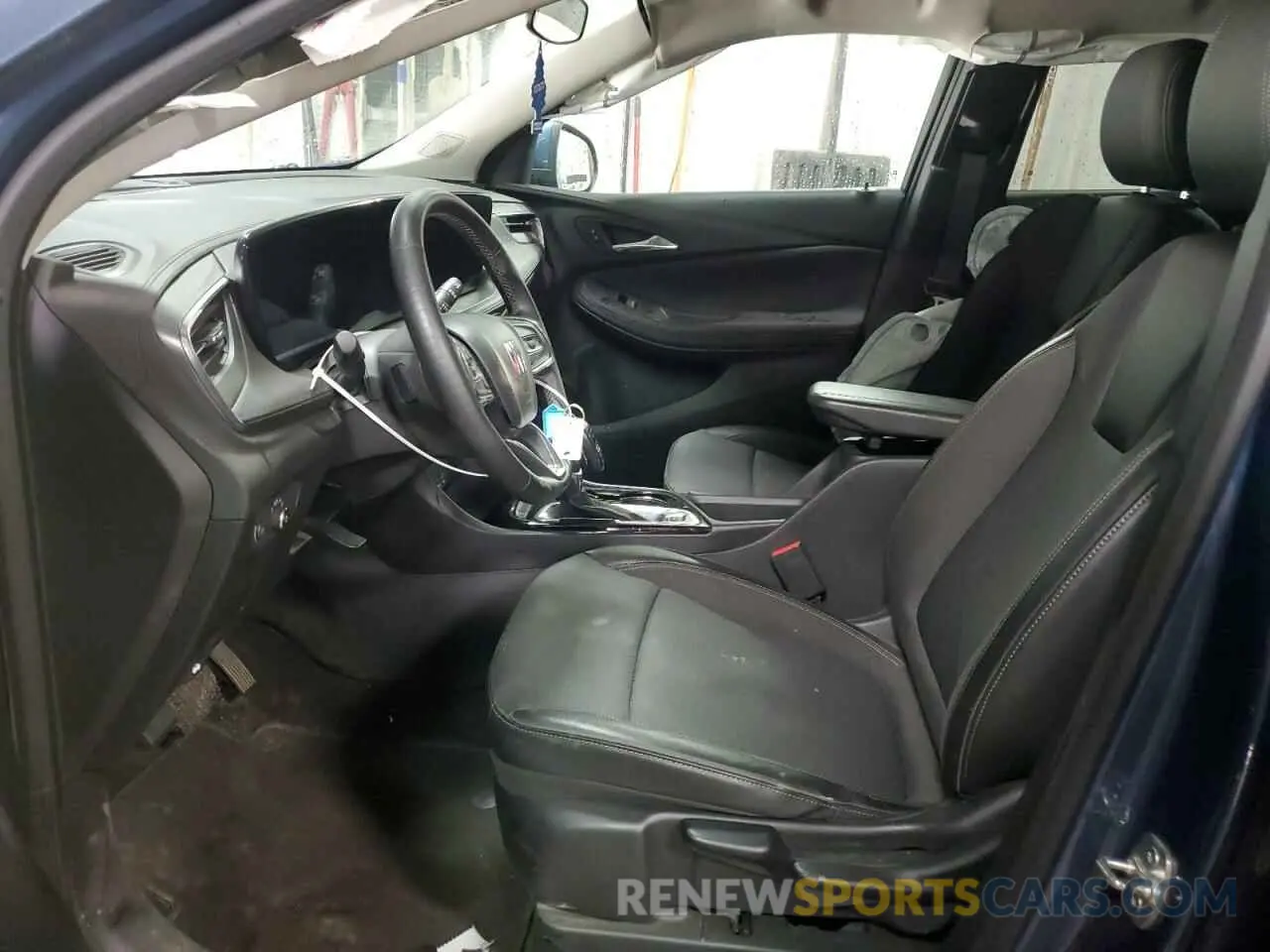 7 Фотография поврежденного автомобиля KL4AMBS25RB055610 BUICK ENCORE 2024