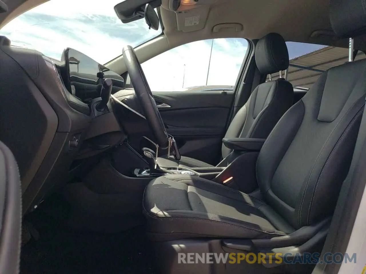 7 Фотография поврежденного автомобиля KL4AMDSL6RB089625 BUICK ENCORE 2024