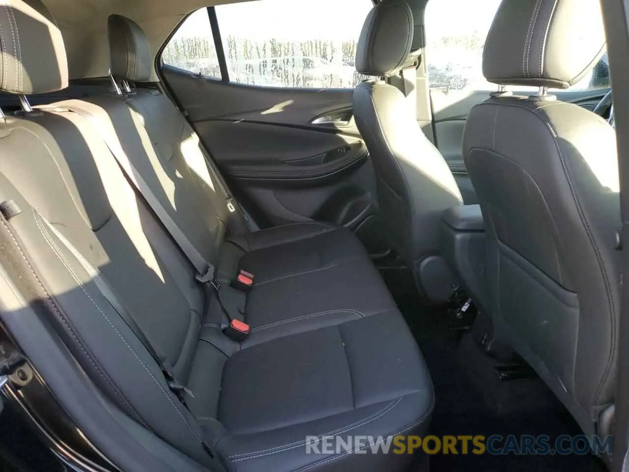 11 Фотография поврежденного автомобиля KL4AMDSLXRB170918 BUICK ENCORE 2024