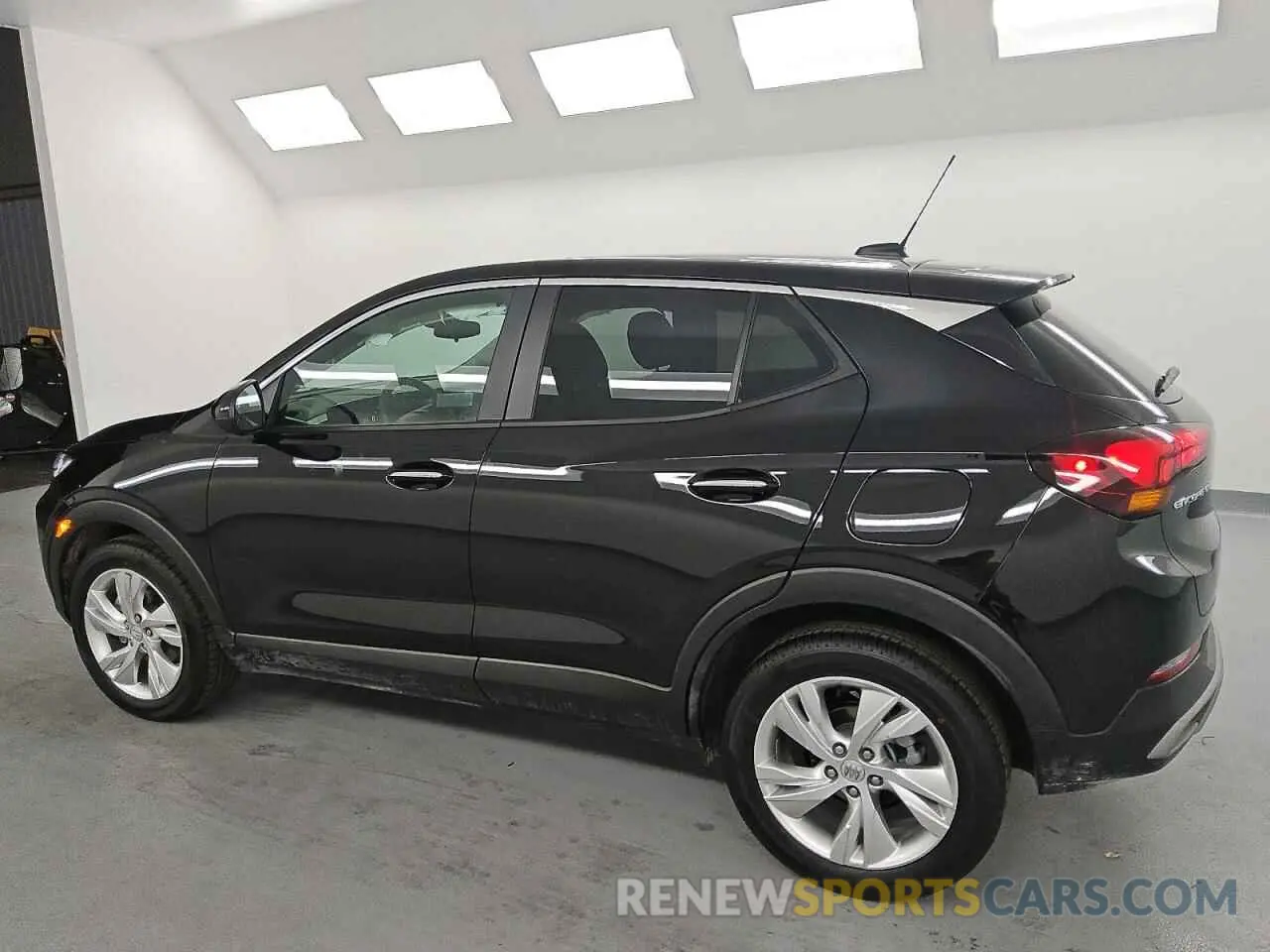2 Фотография поврежденного автомобиля KL4AMBSL4SB182654 BUICK ENCORE 2025