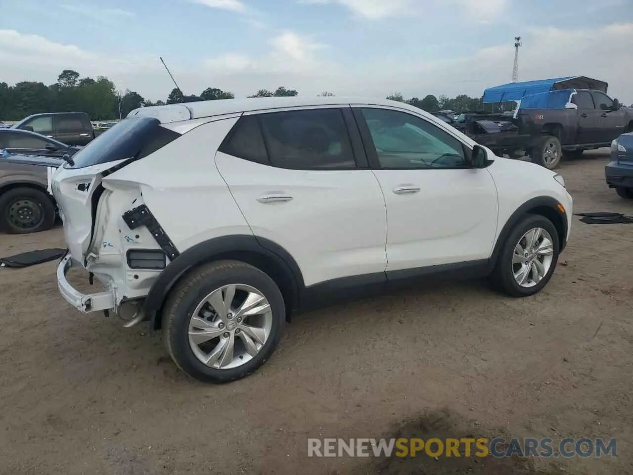 3 Фотография поврежденного автомобиля KL4AMBSL7SB174242 BUICK ENCORE 2025