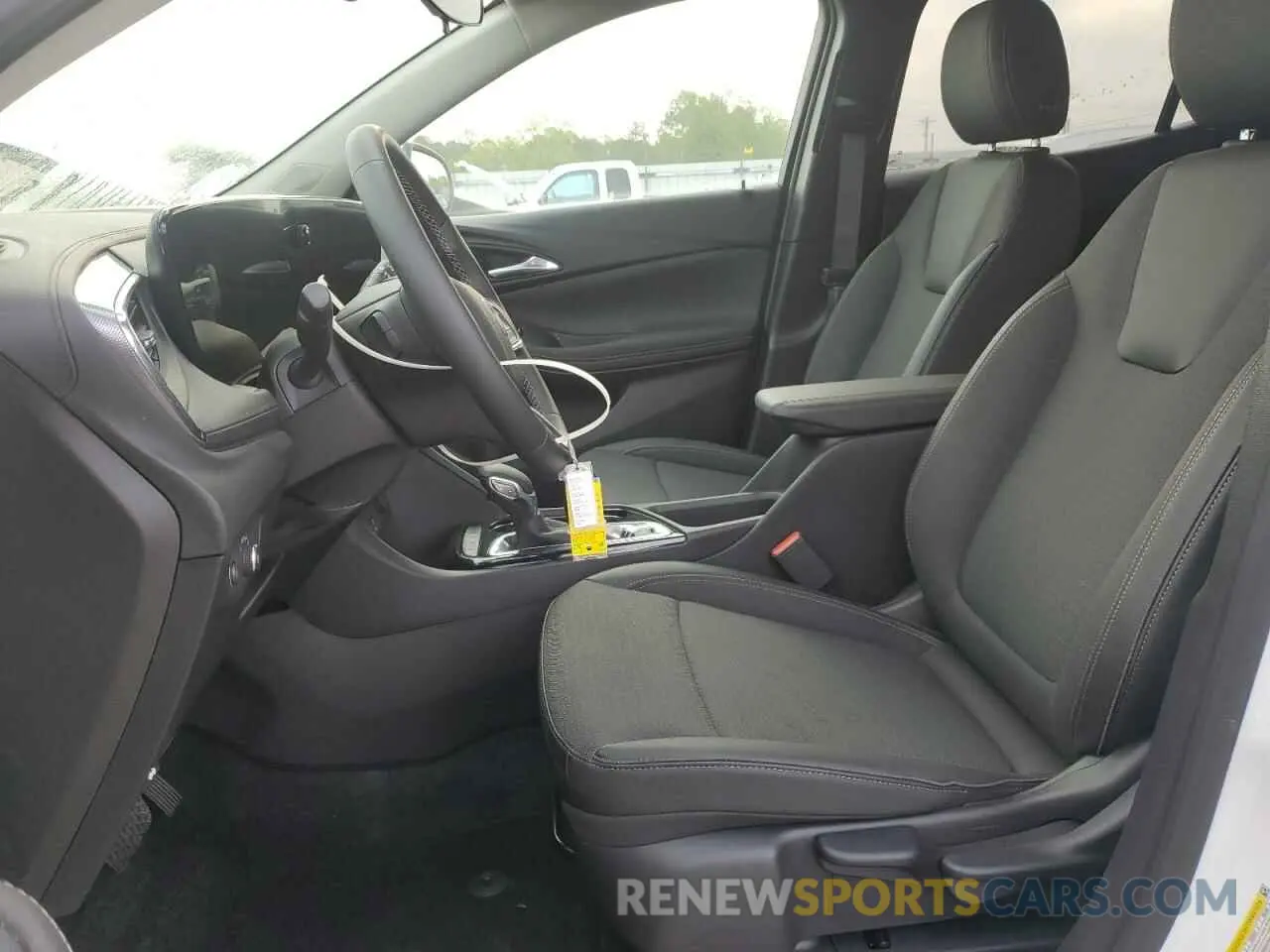 7 Фотография поврежденного автомобиля KL4AMBSL7SB174242 BUICK ENCORE 2025