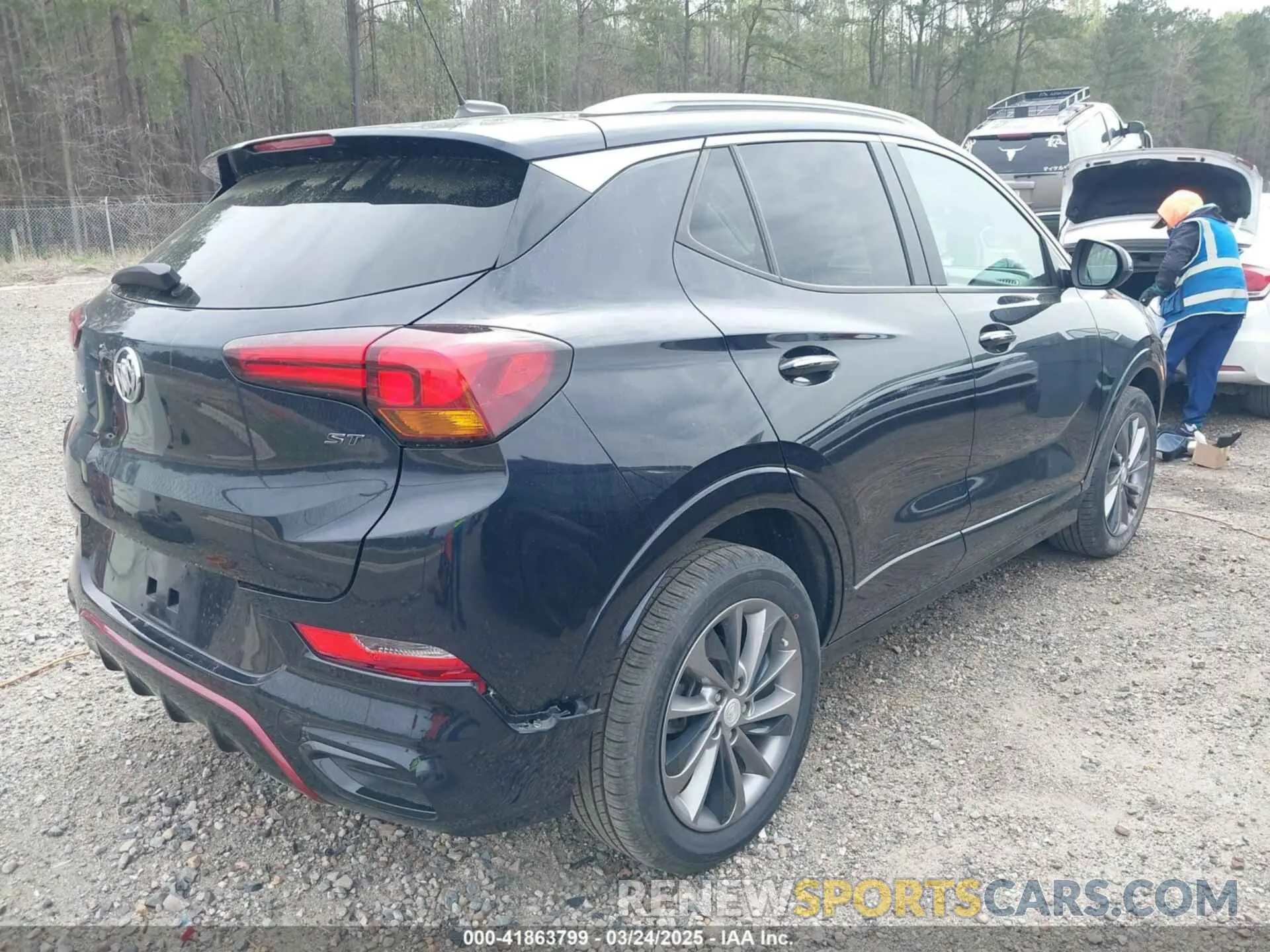 4 Фотография поврежденного автомобиля KL4MMBS27LB125497 BUICK ENCORE GX 2020