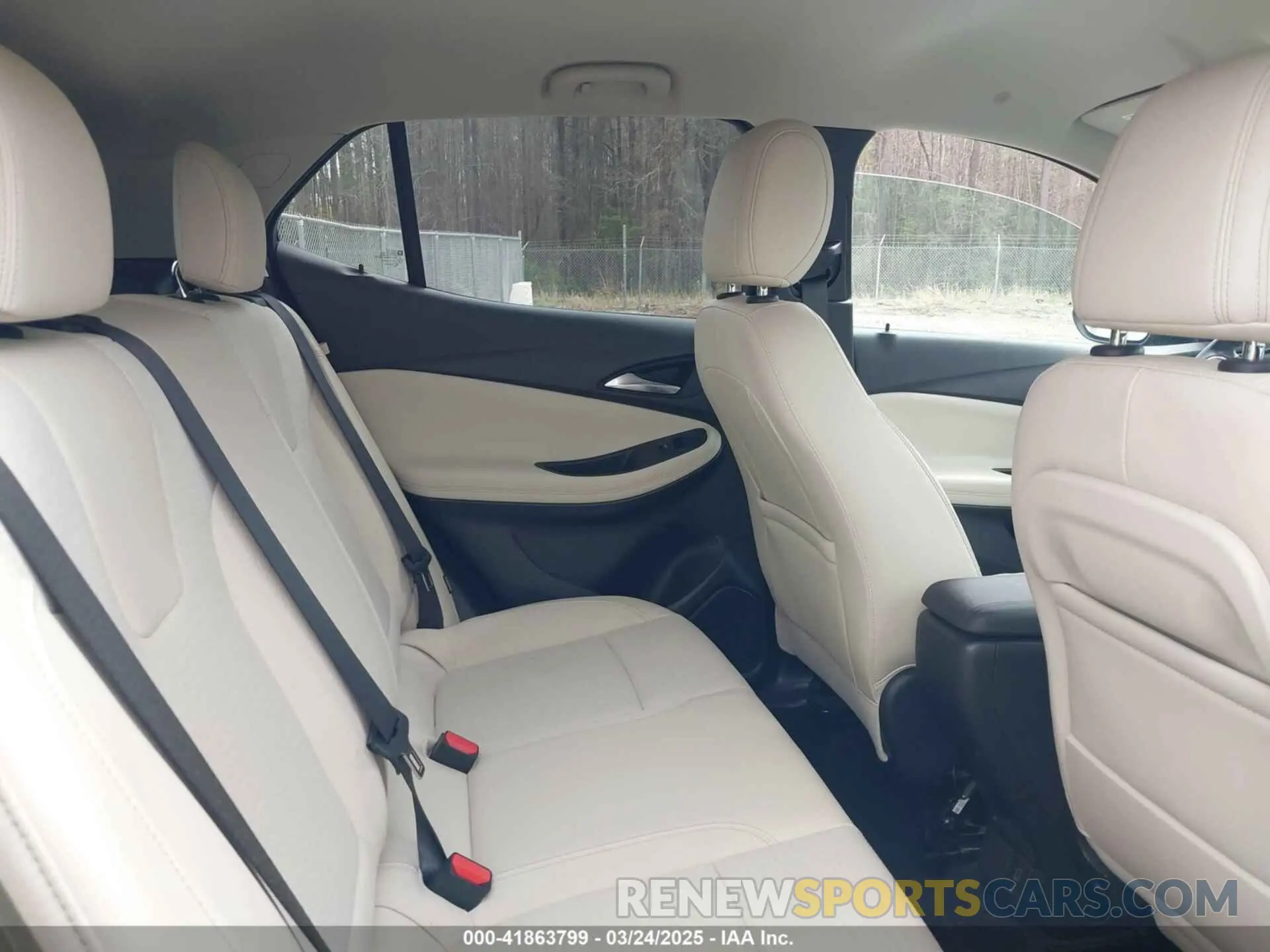 8 Фотография поврежденного автомобиля KL4MMBS27LB125497 BUICK ENCORE GX 2020
