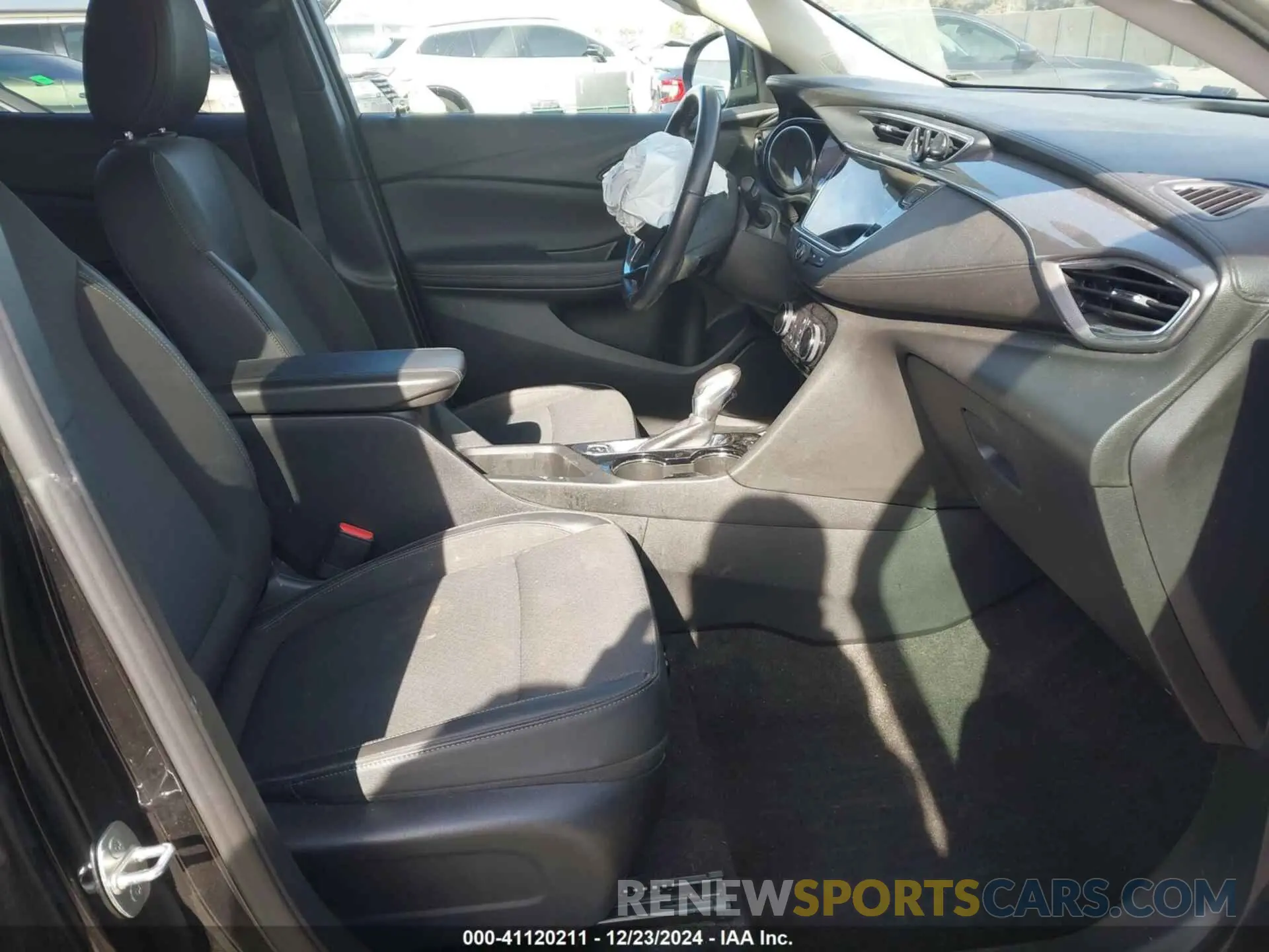 5 Фотография поврежденного автомобиля KL4MMCSL9LB122583 BUICK ENCORE GX 2020