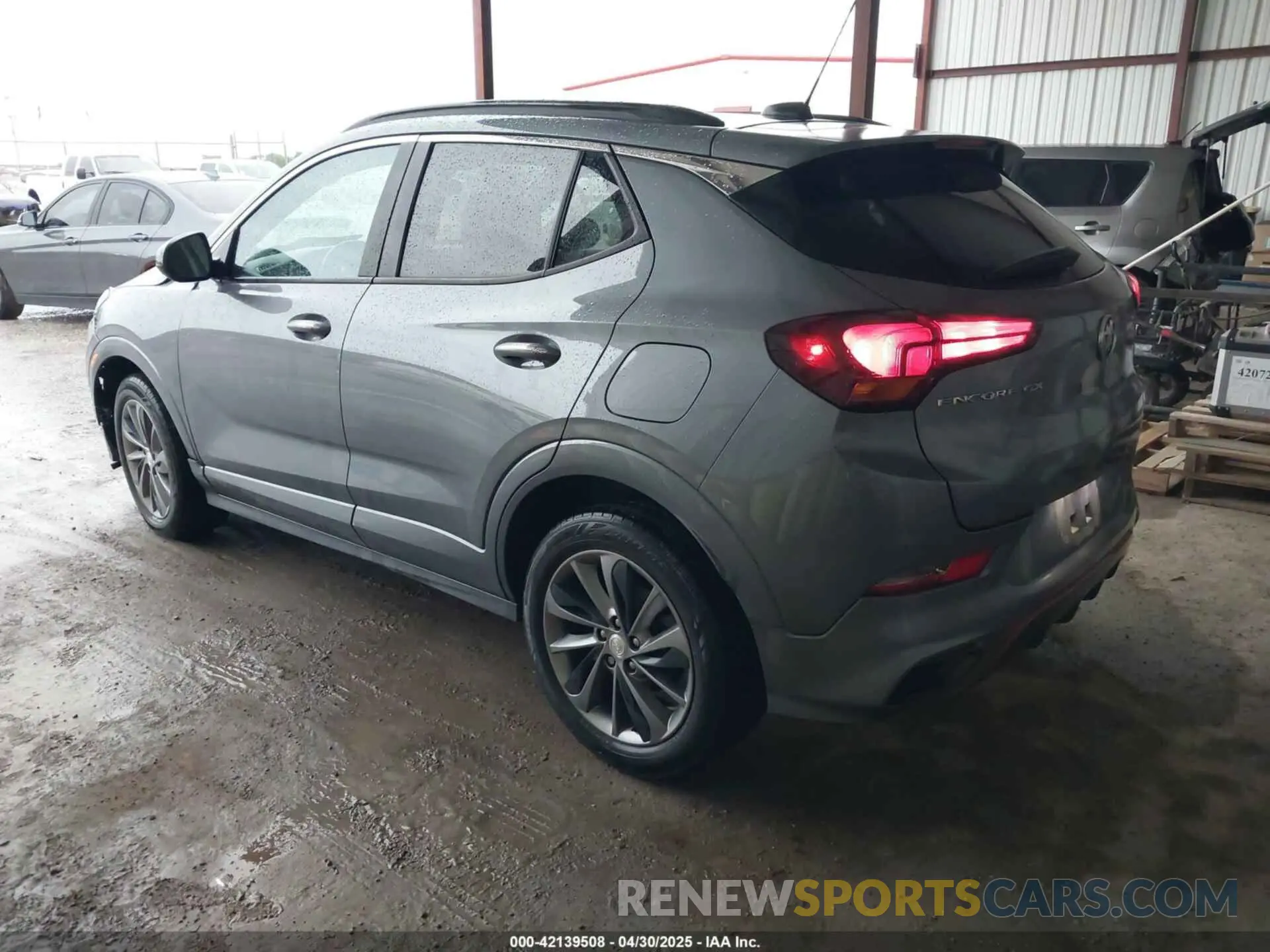 3 Фотография поврежденного автомобиля KL4MMDS23LB098388 BUICK ENCORE GX 2020