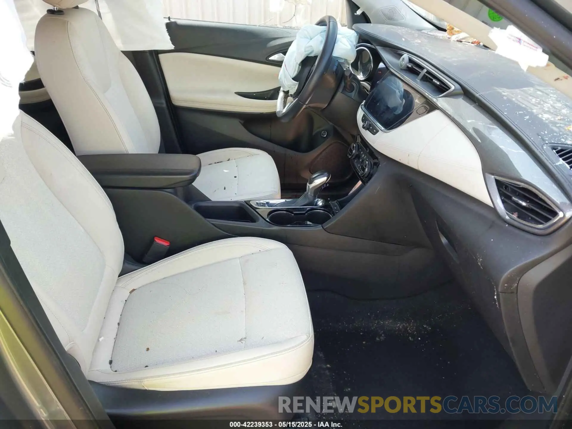 5 Photograph of a damaged car KL4MMDSL2LB084300 BUICK ENCORE GX 2020