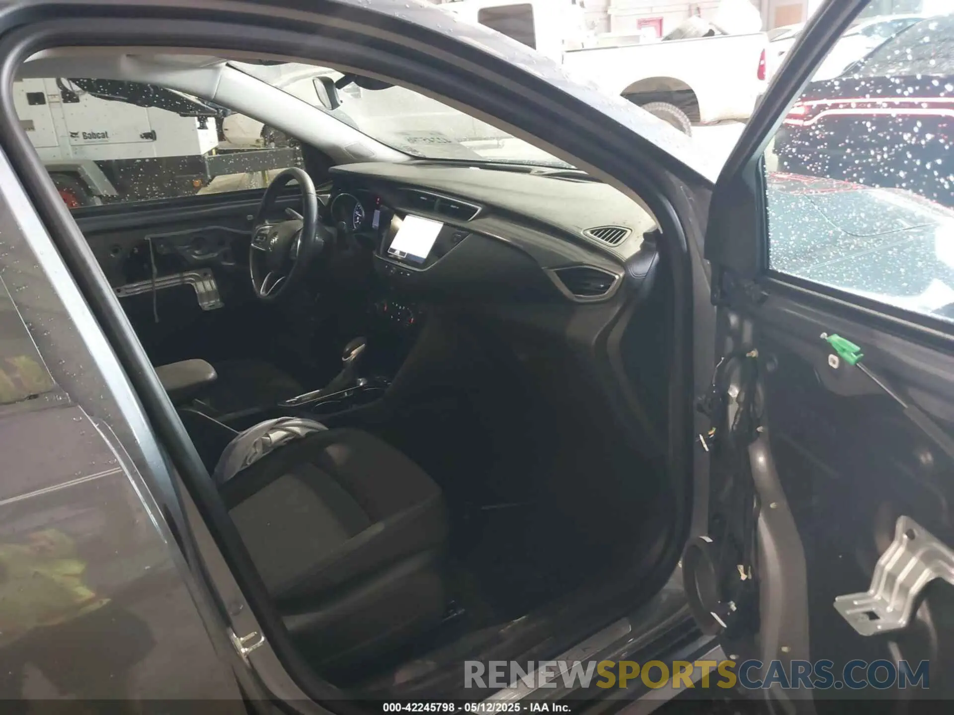 5 Photograph of a damaged car KL4MMDSL2LB135598 BUICK ENCORE GX 2020