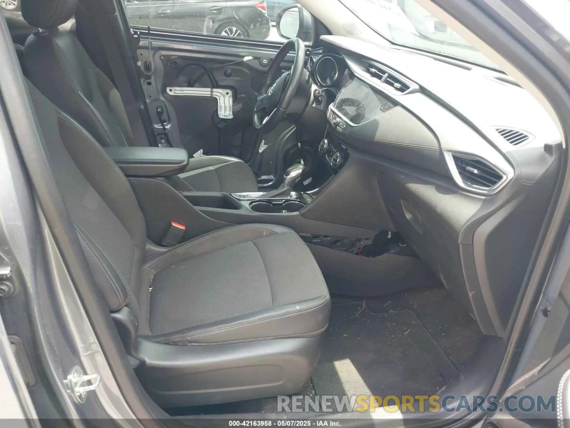 5 Фотография поврежденного автомобиля KL4MMDSL4LB107611 BUICK ENCORE GX 2020