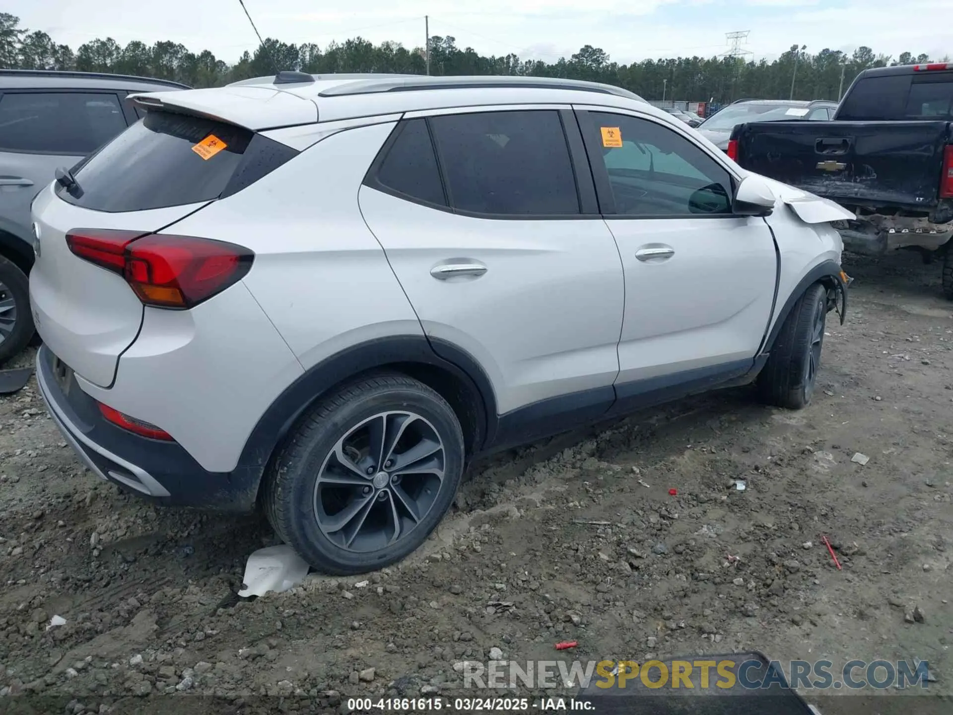 4 Фотография поврежденного автомобиля KL4MMDSL5LB087241 BUICK ENCORE GX 2020