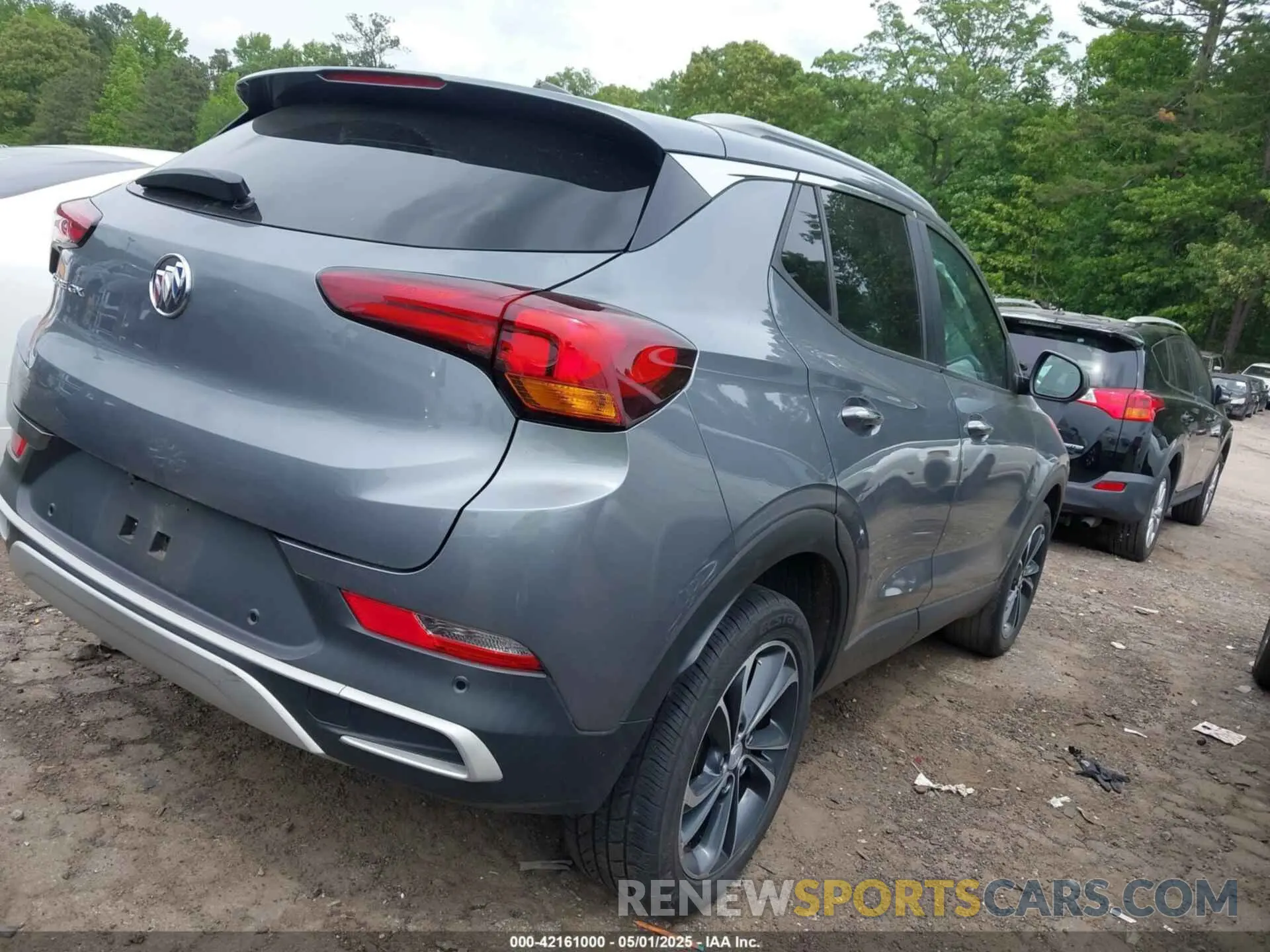 4 Фотография поврежденного автомобиля KL4MMDSLXLB106348 BUICK ENCORE GX 2020