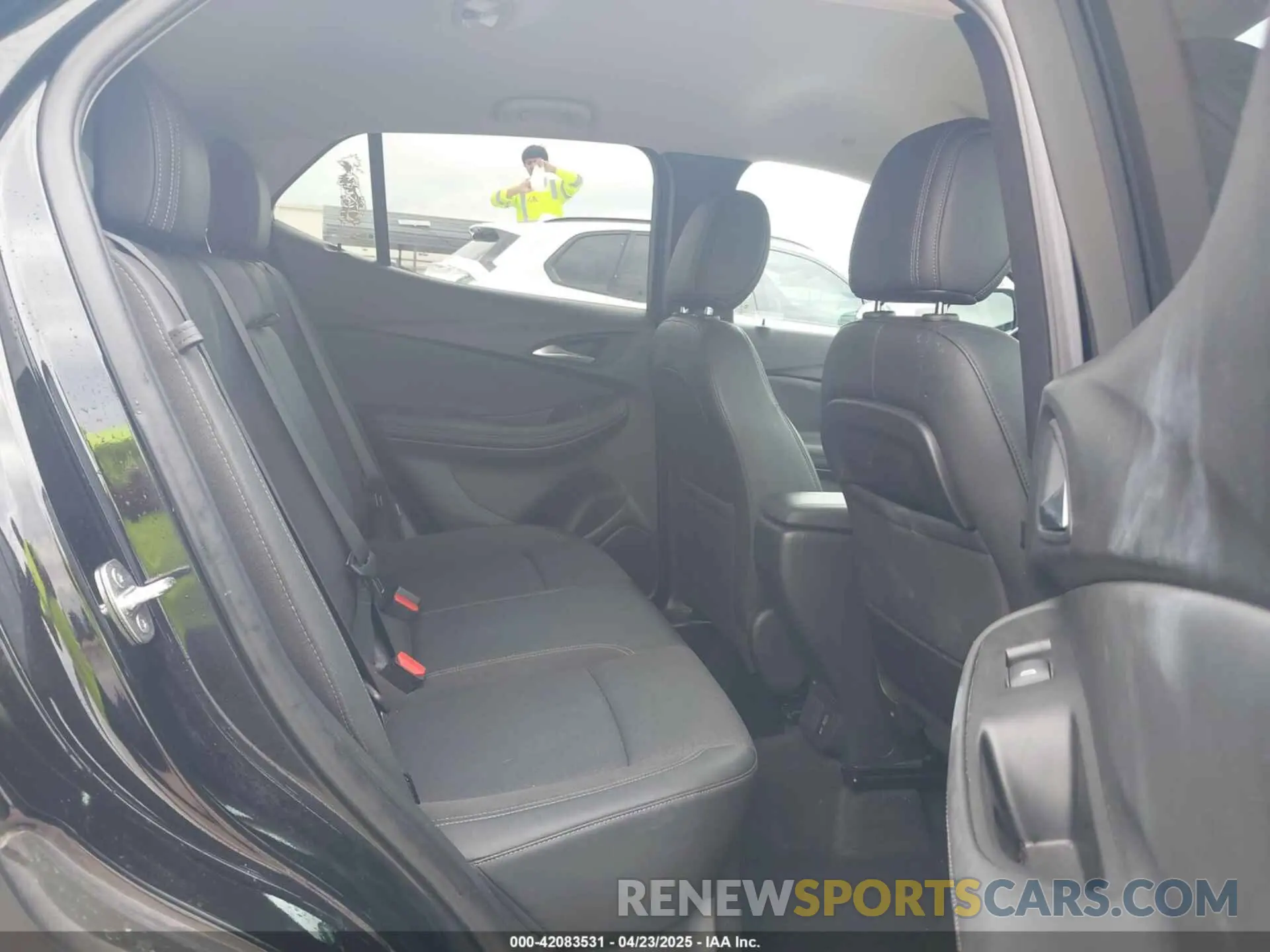 8 Фотография поврежденного автомобиля KL4MMESLXLB114634 BUICK ENCORE GX 2020