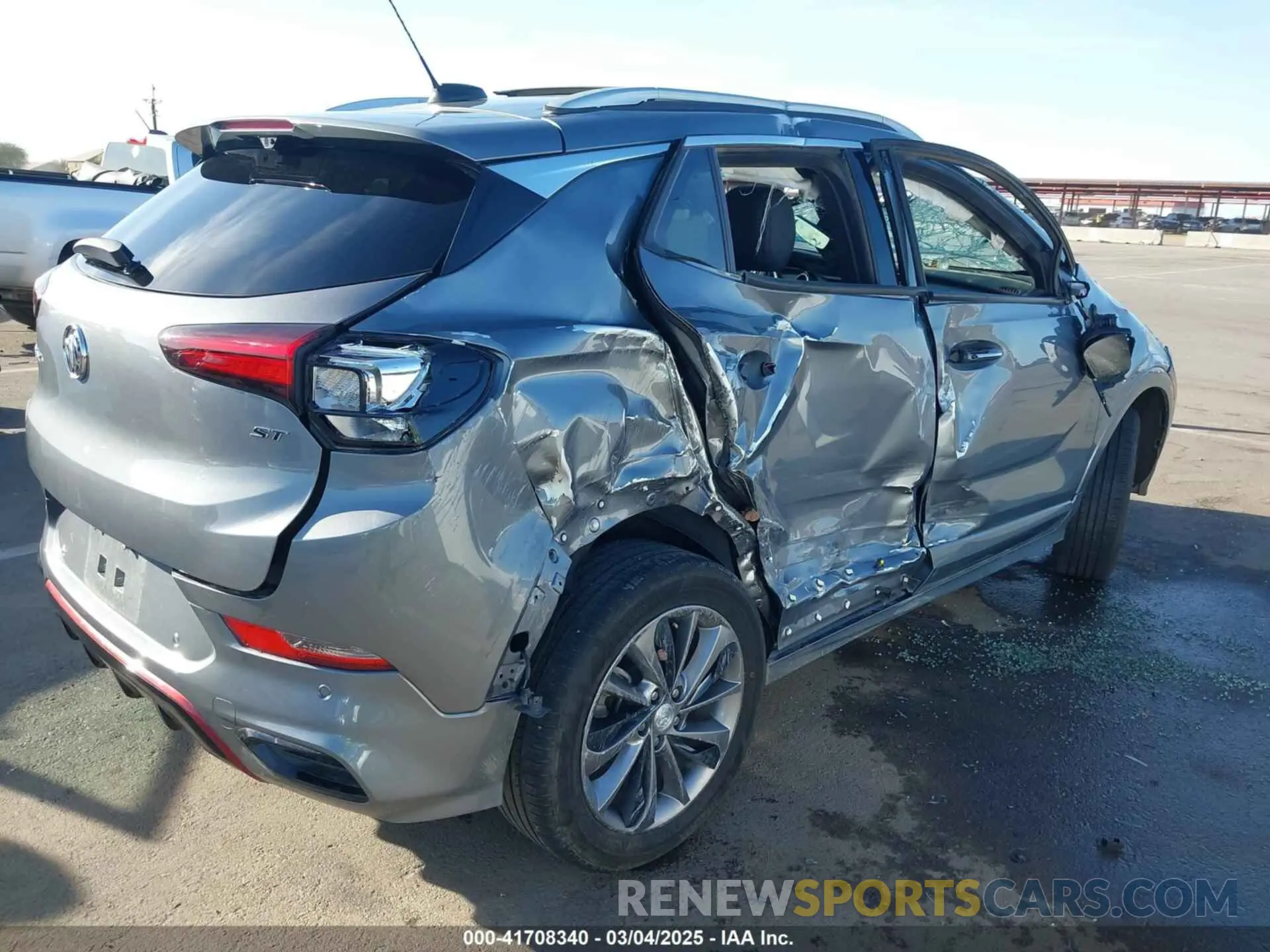4 Фотография поврежденного автомобиля KL4MMFSL0LB104135 BUICK ENCORE GX 2020