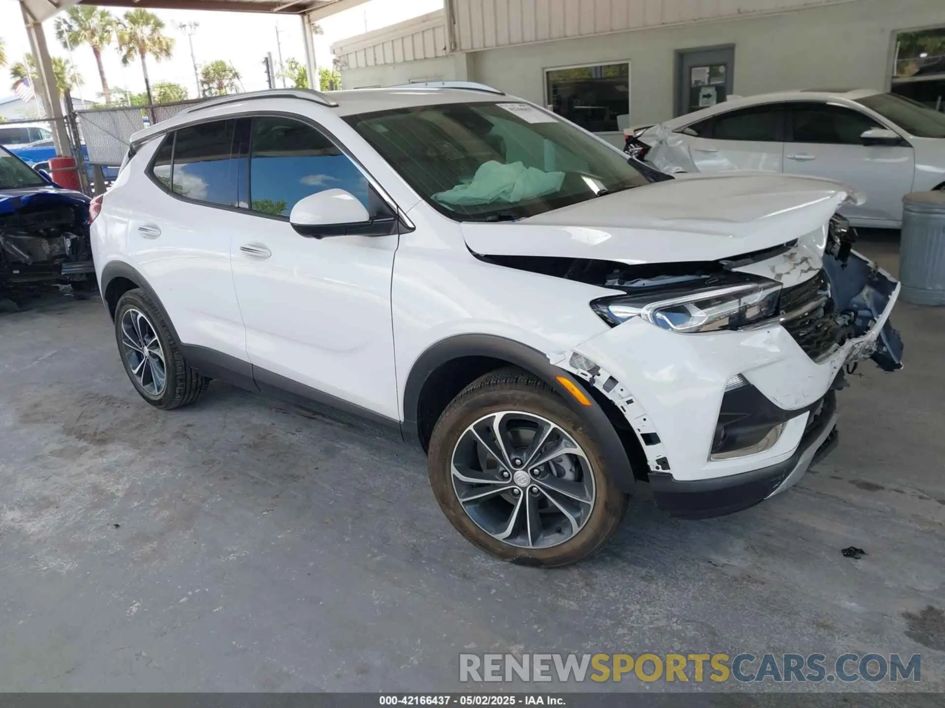 1 Фотография поврежденного автомобиля KL4MMFSL5LB127474 BUICK ENCORE GX 2020