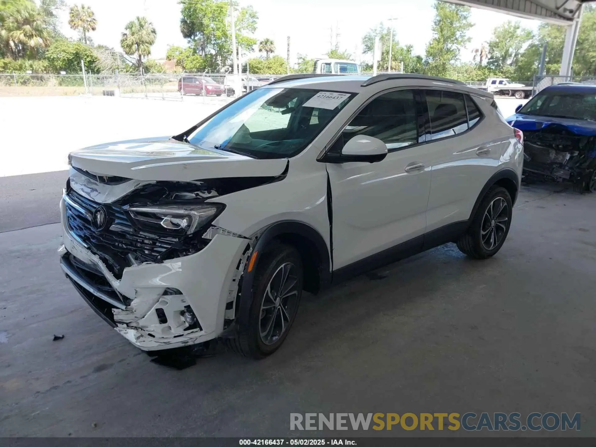 2 Фотография поврежденного автомобиля KL4MMFSL5LB127474 BUICK ENCORE GX 2020