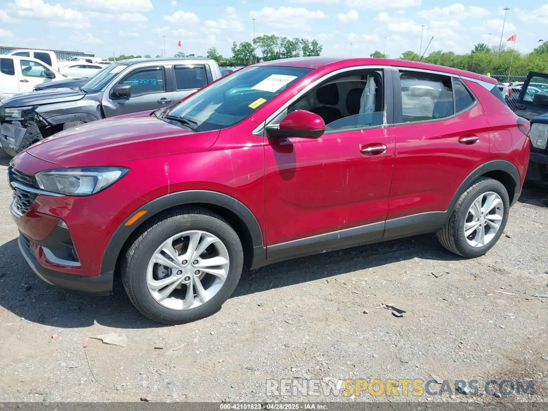 2 Фотография поврежденного автомобиля KL4MMBS22MB072614 BUICK ENCORE GX 2021