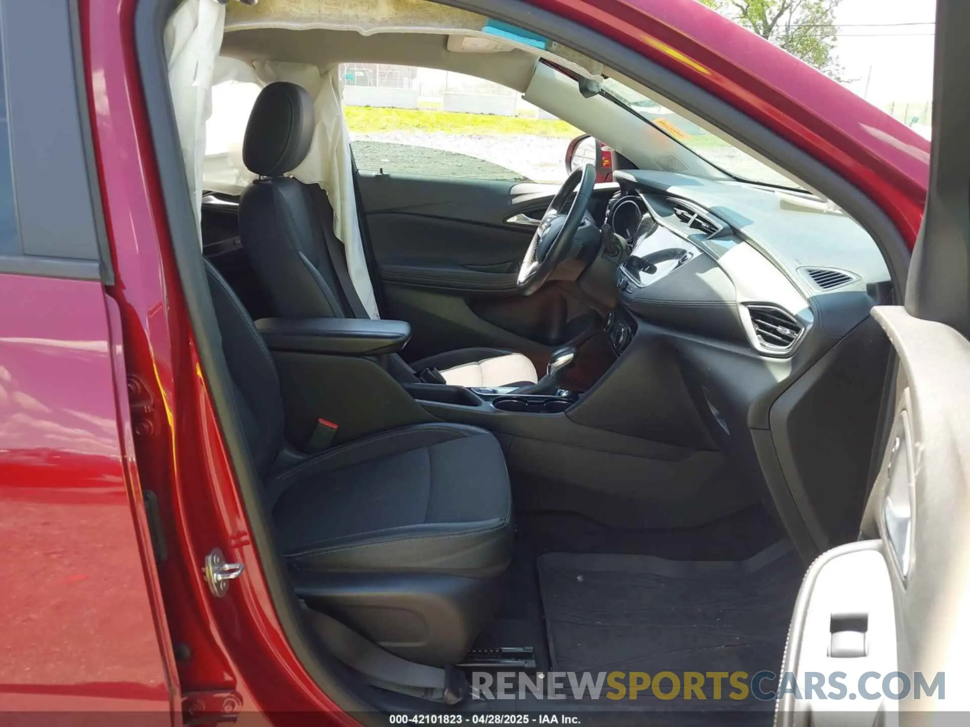 5 Фотография поврежденного автомобиля KL4MMBS22MB072614 BUICK ENCORE GX 2021