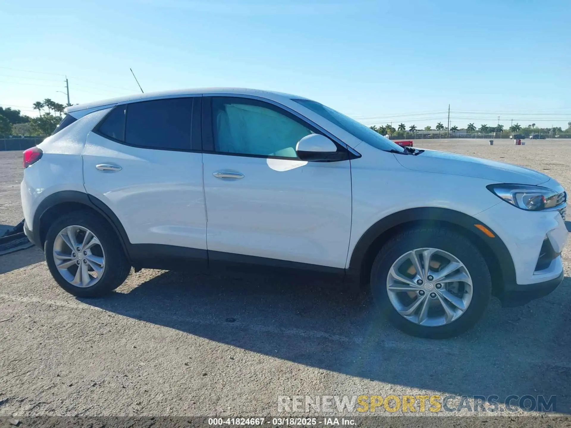 13 Фотография поврежденного автомобиля KL4MMBS24MB053448 BUICK ENCORE GX 2021