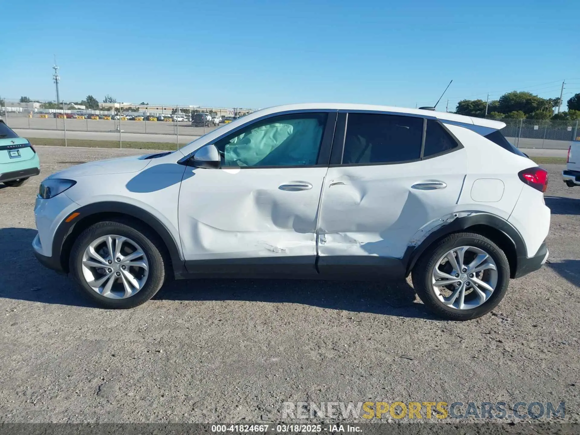 14 Фотография поврежденного автомобиля KL4MMBS24MB053448 BUICK ENCORE GX 2021