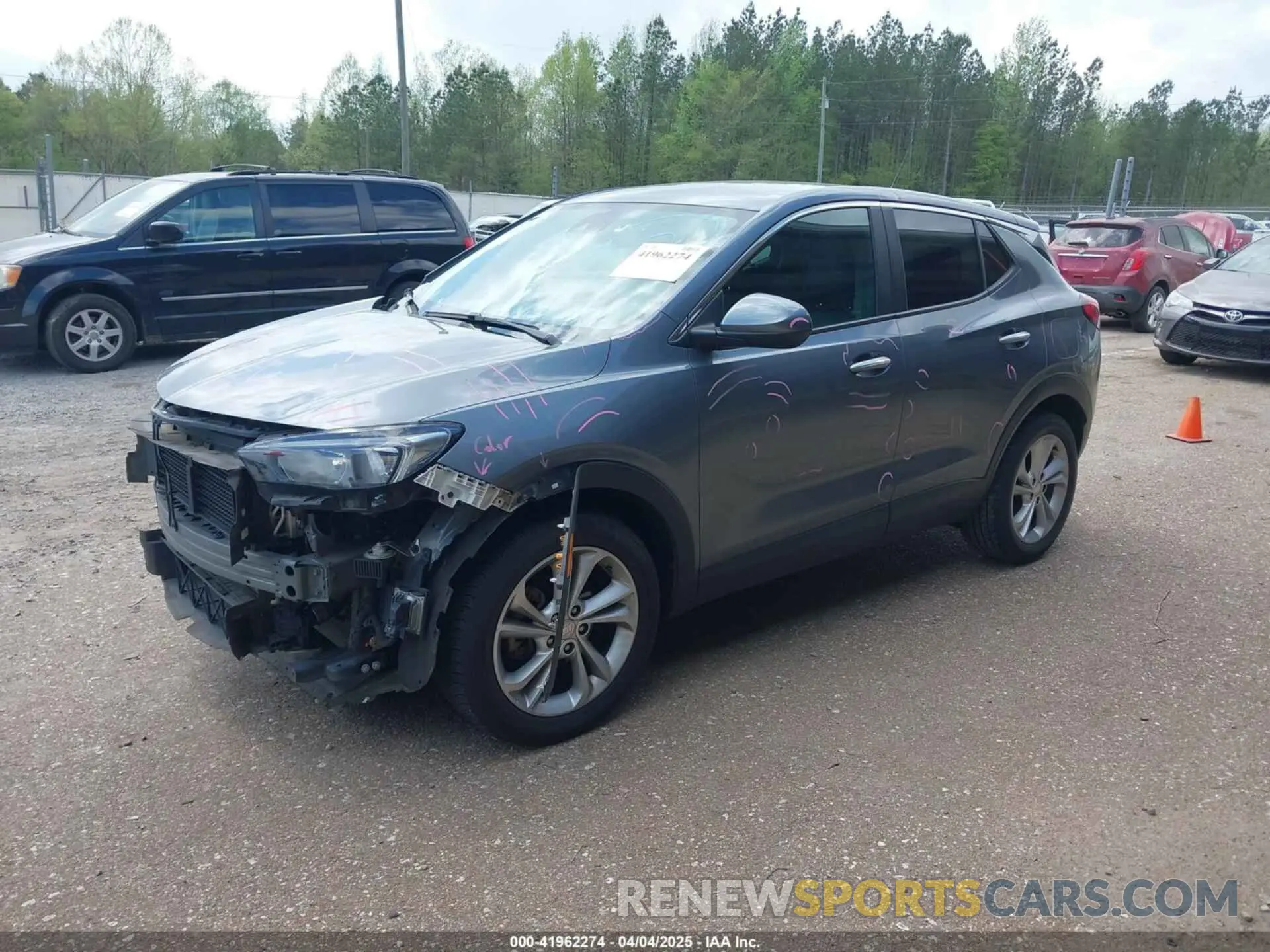 2 Фотография поврежденного автомобиля KL4MMBS24MB060240 BUICK ENCORE GX 2021