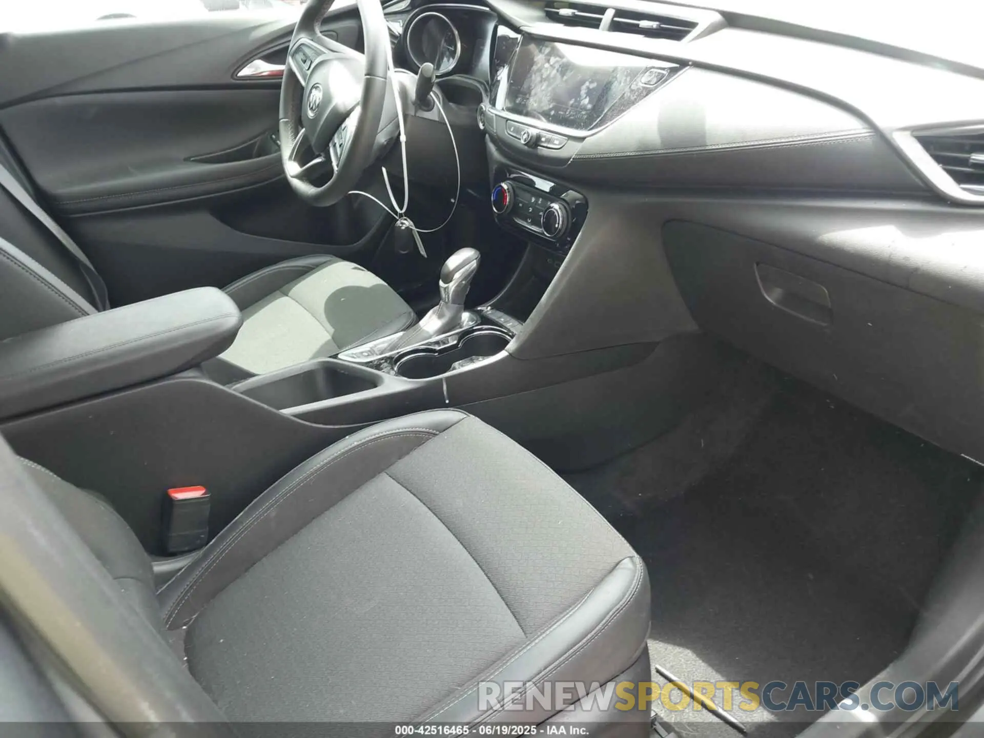 5 Фотография поврежденного автомобиля KL4MMBS25MB180046 BUICK ENCORE GX 2021