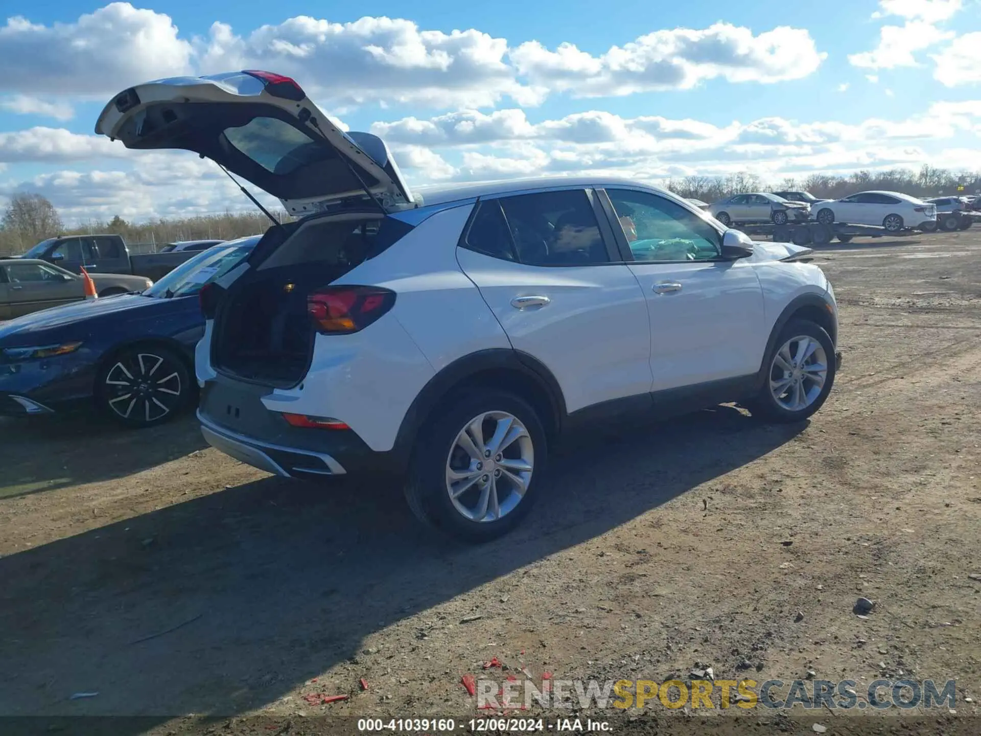 4 Фотография поврежденного автомобиля KL4MMBS2XMB054894 BUICK ENCORE GX 2021