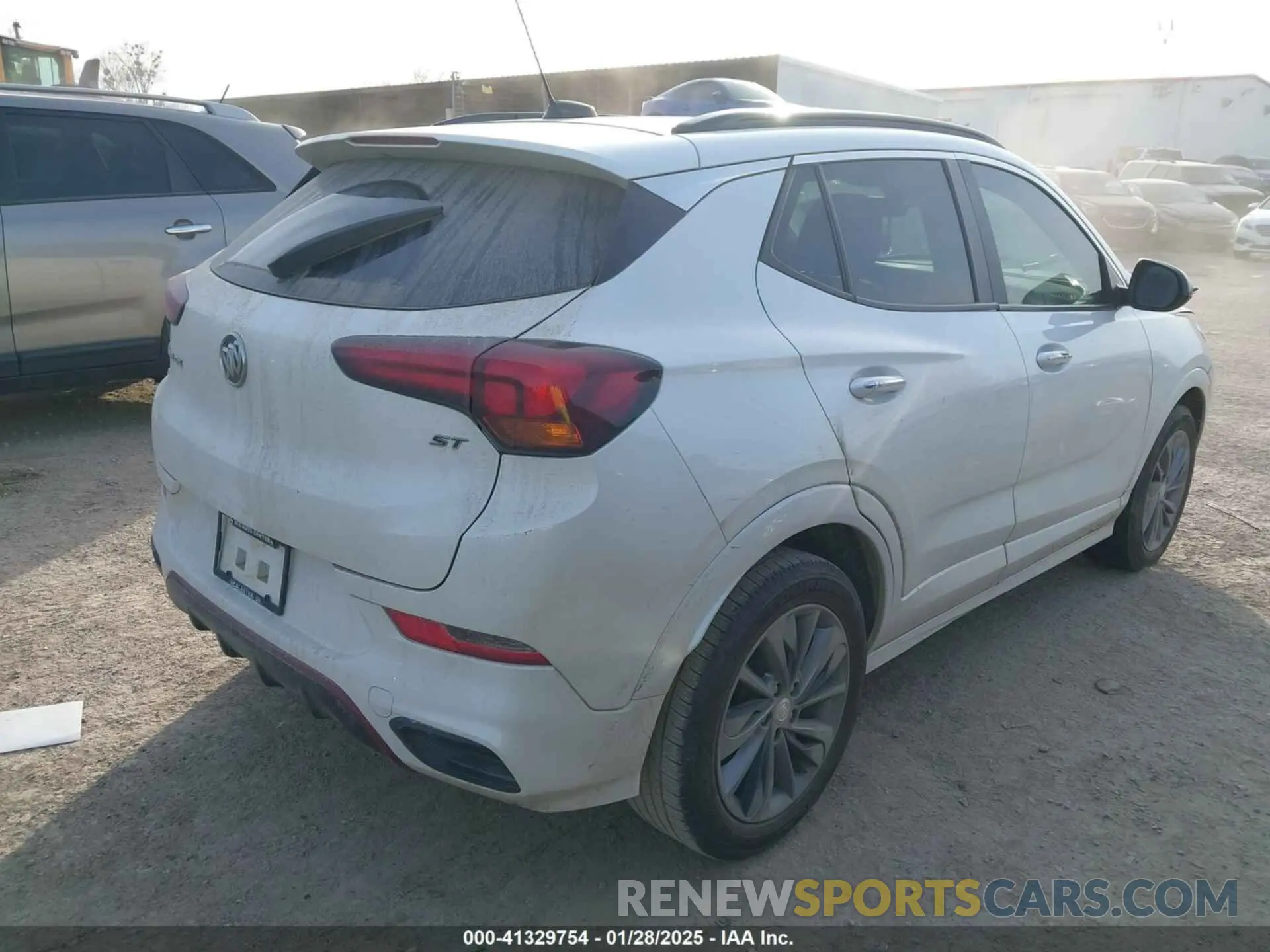 4 Фотография поврежденного автомобиля KL4MMDS22MB102478 BUICK ENCORE GX 2021