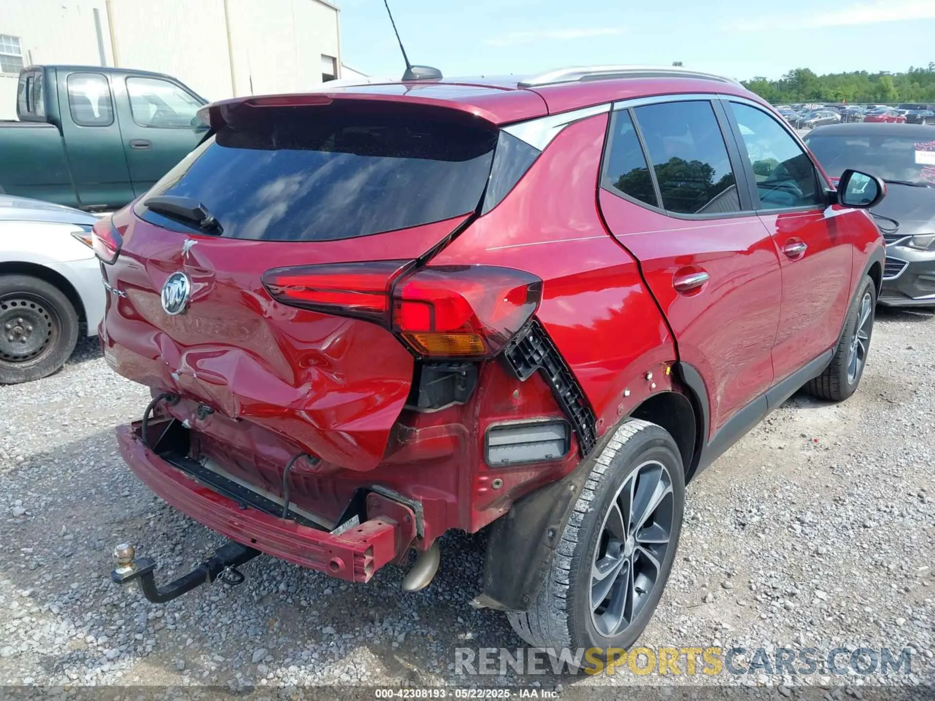 4 Фотография поврежденного автомобиля KL4MMDS22MB121158 BUICK ENCORE GX 2021