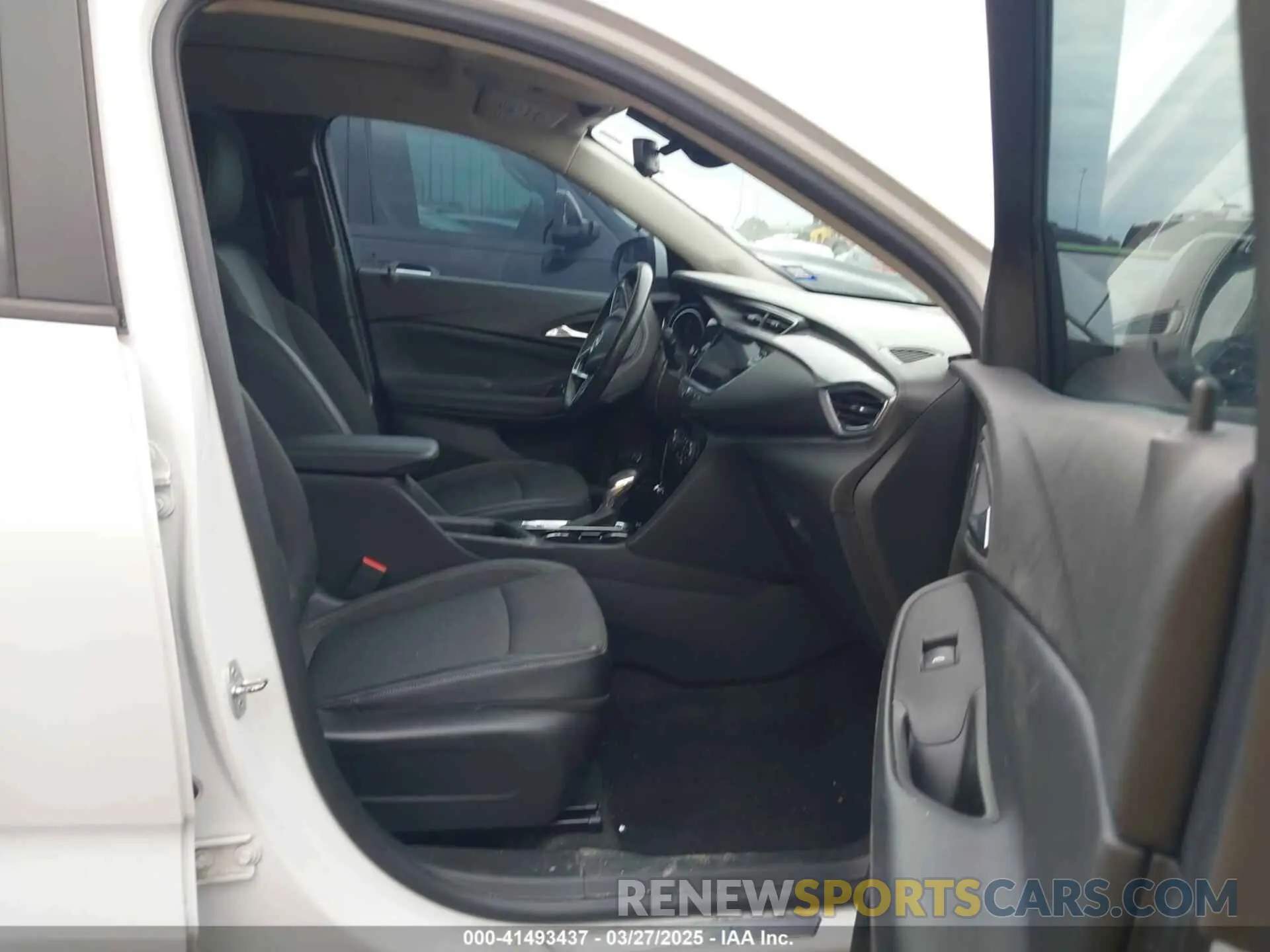 5 Photograph of a damaged car KL4MMDS23MB049774 BUICK ENCORE GX 2021
