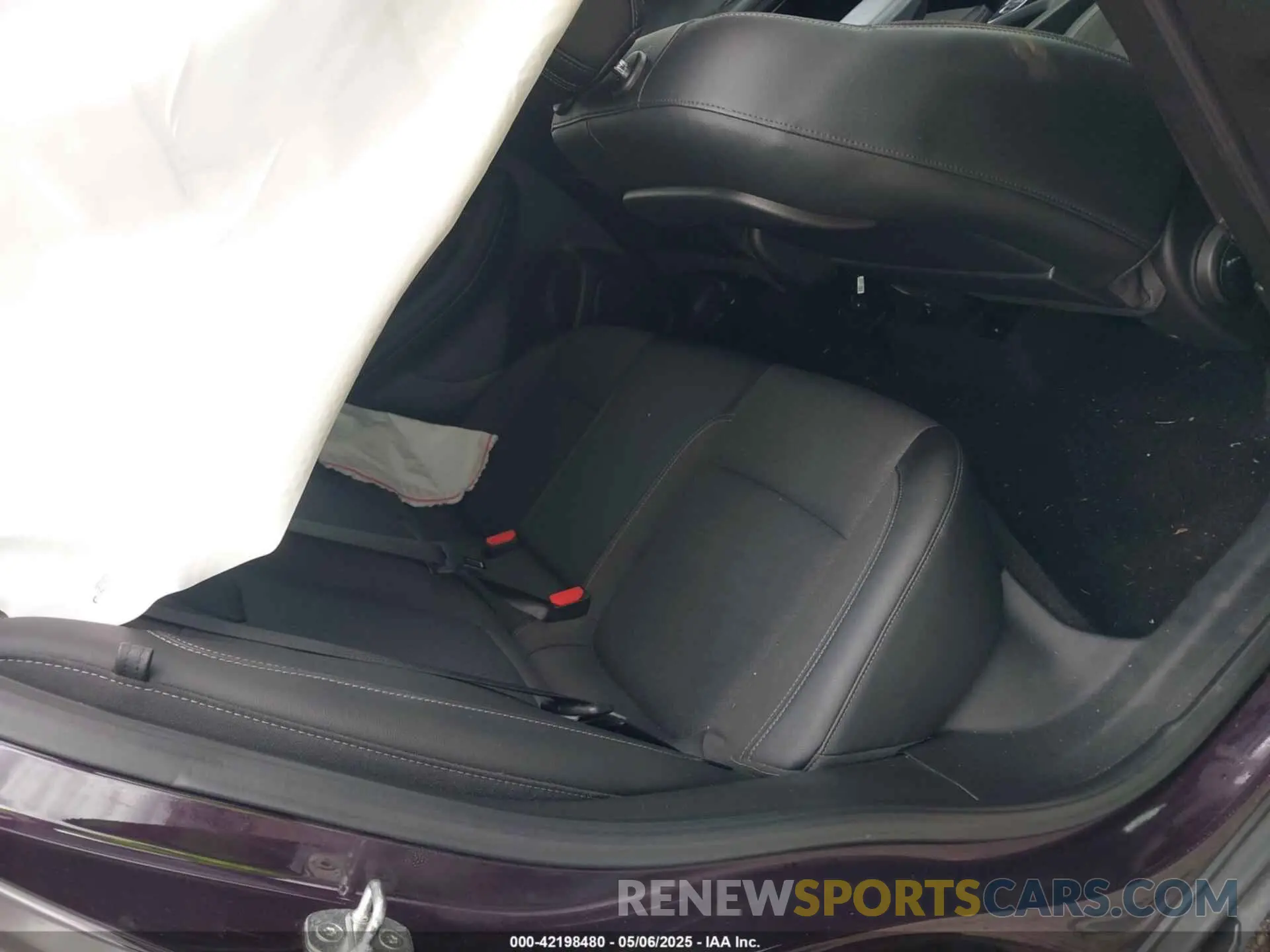 8 Фотография поврежденного автомобиля KL4MMDSL2MB151382 BUICK ENCORE GX 2021