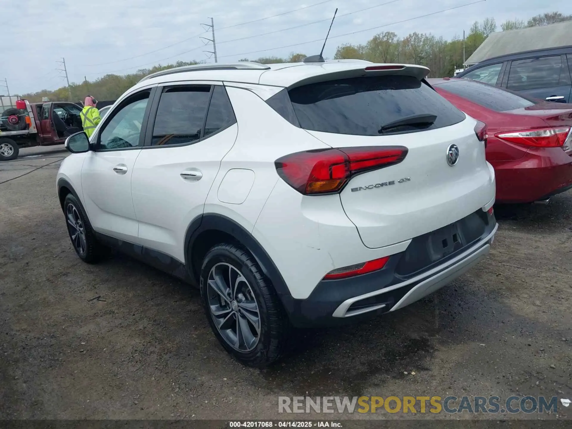 3 Фотография поврежденного автомобиля KL4MMDSL4MB157488 BUICK ENCORE GX 2021