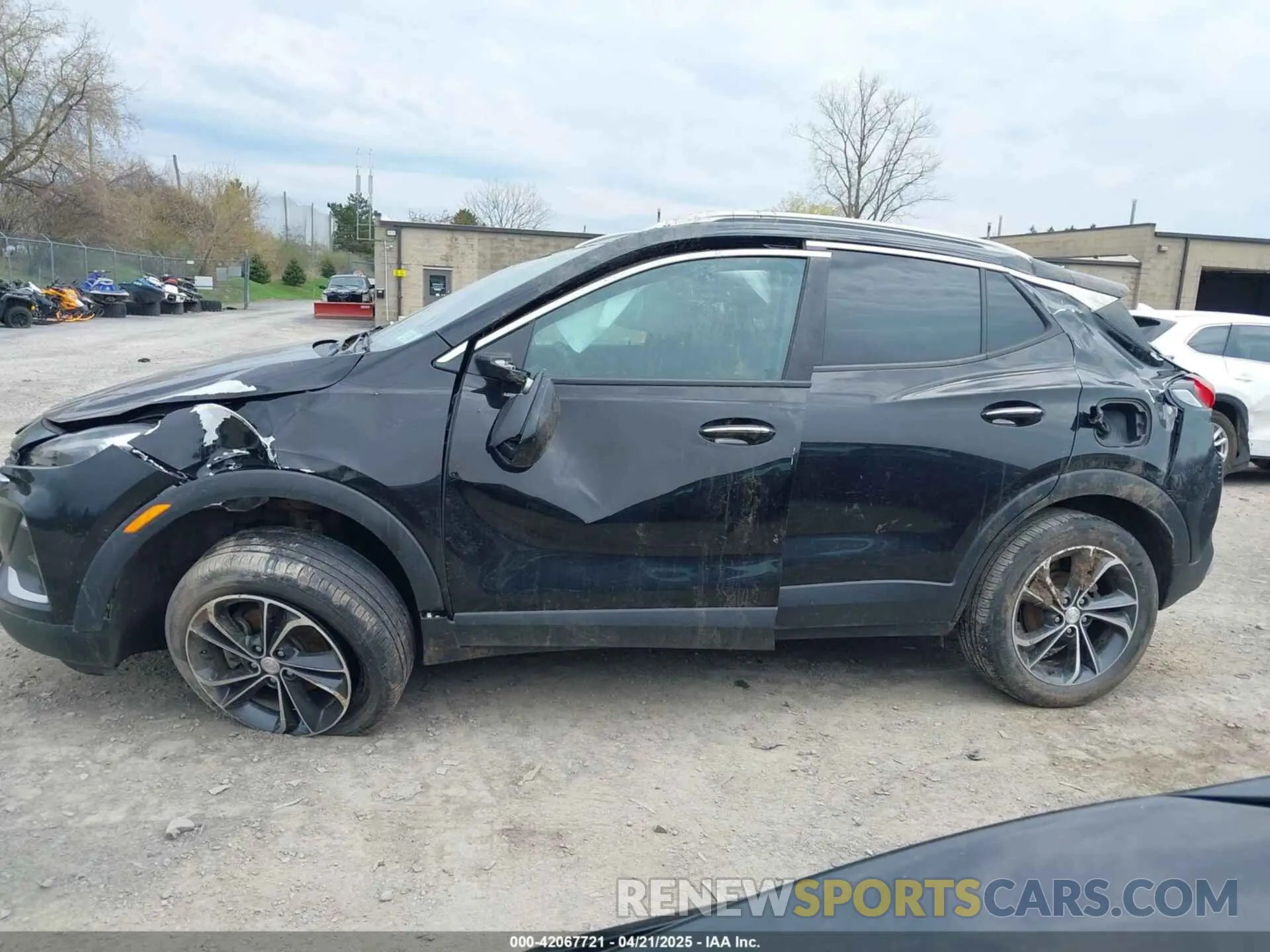 14 Фотография поврежденного автомобиля KL4MMESL1MB111199 BUICK ENCORE GX 2021