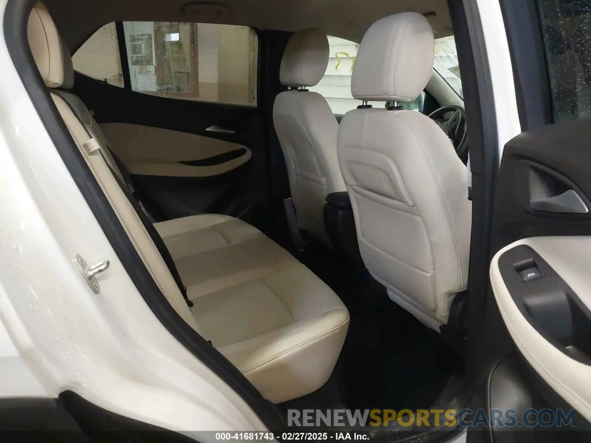 8 Фотография поврежденного автомобиля KL4MMESL4MB155293 BUICK ENCORE GX 2021