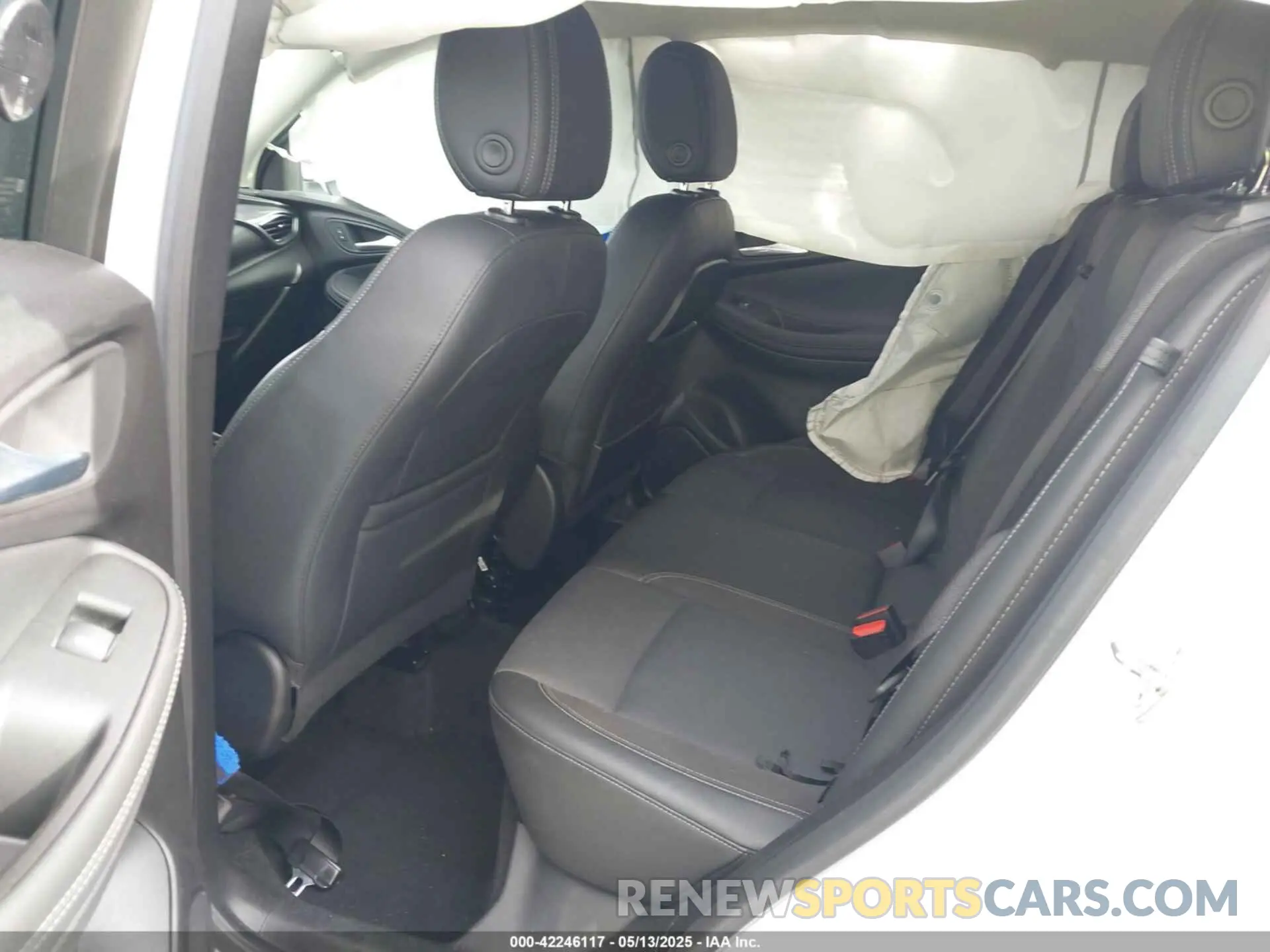 8 Photograph of a damaged car KL4MMESL4MB172854 BUICK ENCORE GX 2021