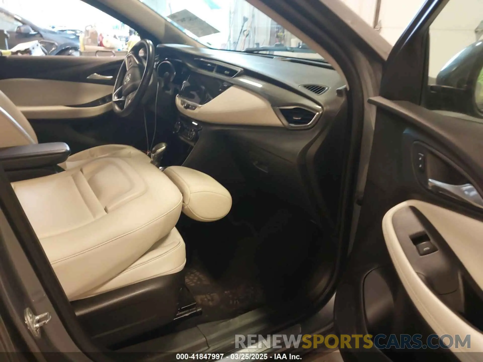 5 Фотография поврежденного автомобиля KL4MMESL7MB164781 BUICK ENCORE GX 2021