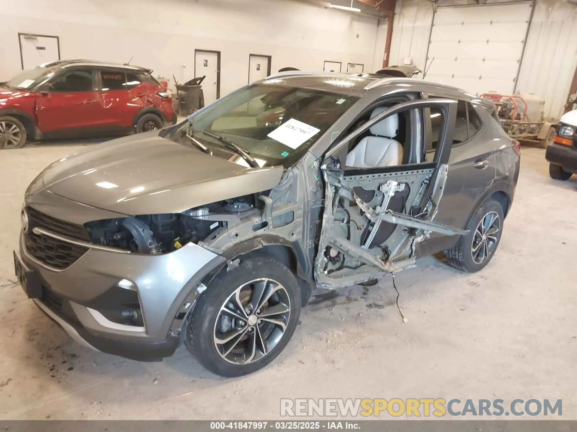 6 Фотография поврежденного автомобиля KL4MMESL7MB164781 BUICK ENCORE GX 2021