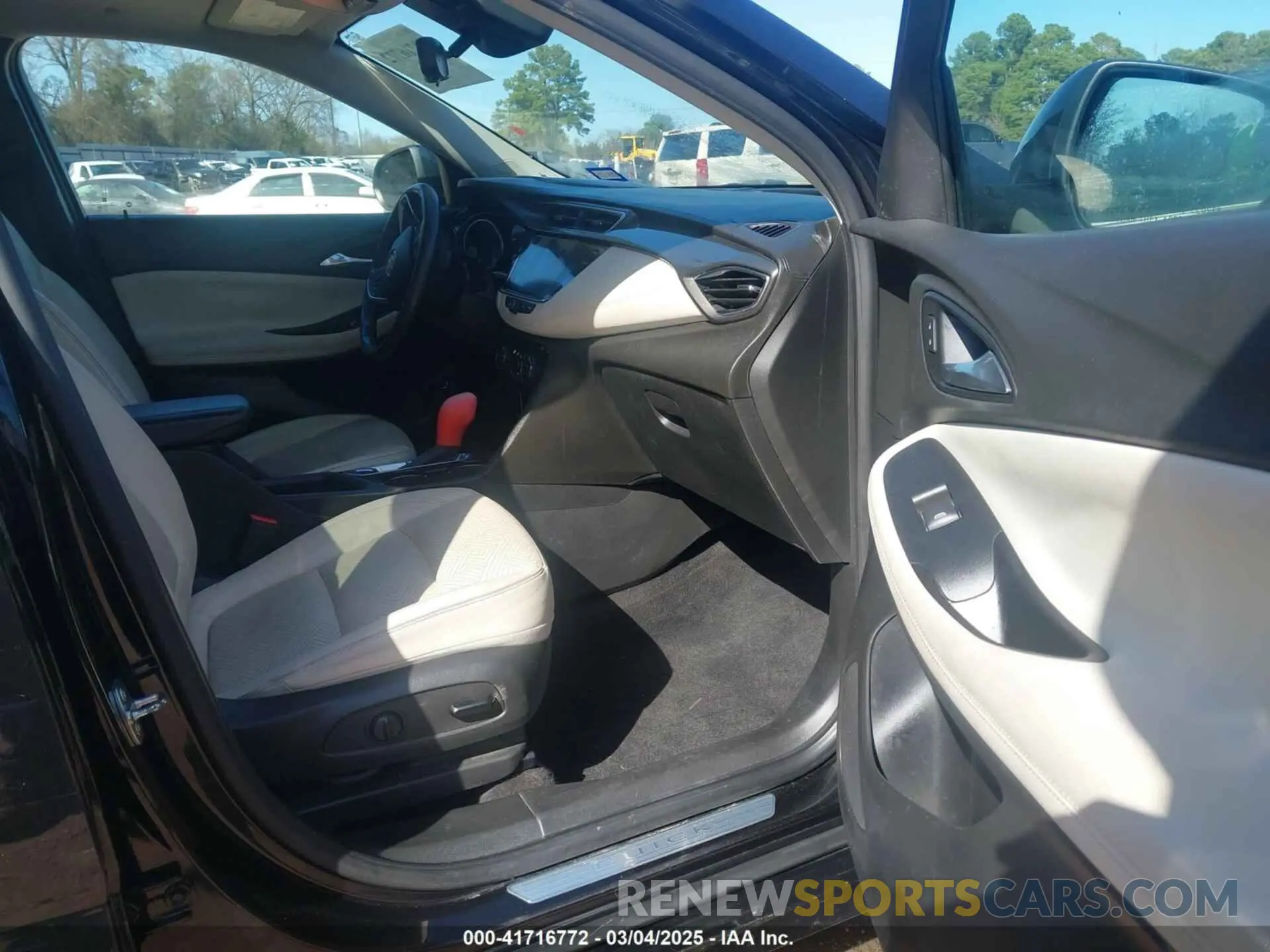5 Фотография поврежденного автомобиля KL4MMFSL9MB050240 BUICK ENCORE GX 2021