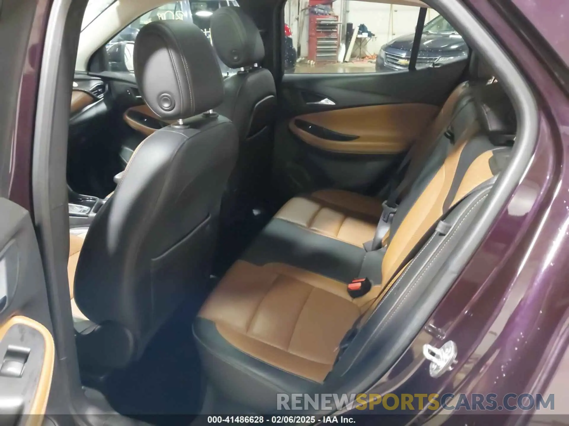 8 Фотография поврежденного автомобиля KL4MMGSL7MB151962 BUICK ENCORE GX 2021