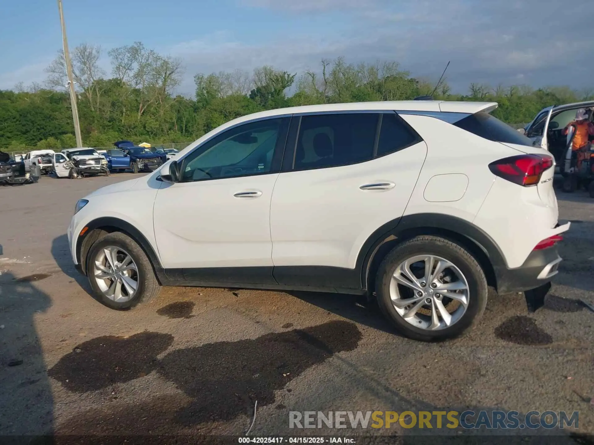 14 Фотография поврежденного автомобиля KL4MMBS26NB127194 BUICK ENCORE GX 2022