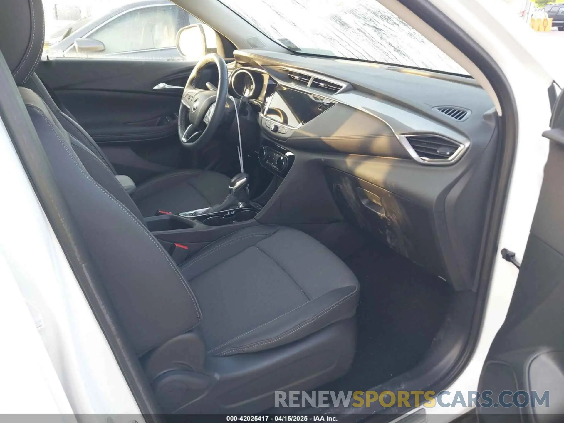 5 Фотография поврежденного автомобиля KL4MMBS26NB127194 BUICK ENCORE GX 2022