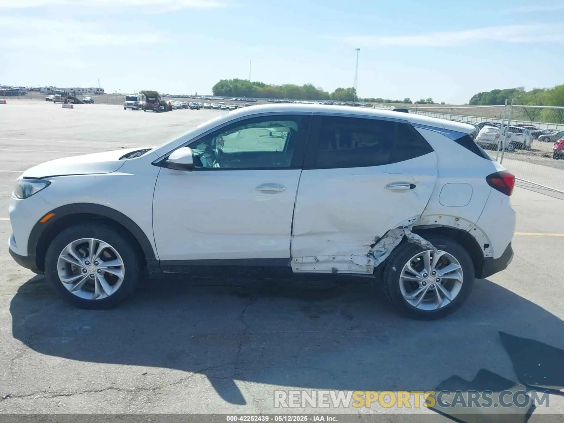 14 Фотография поврежденного автомобиля KL4MMCSL0NB081828 BUICK ENCORE GX 2022