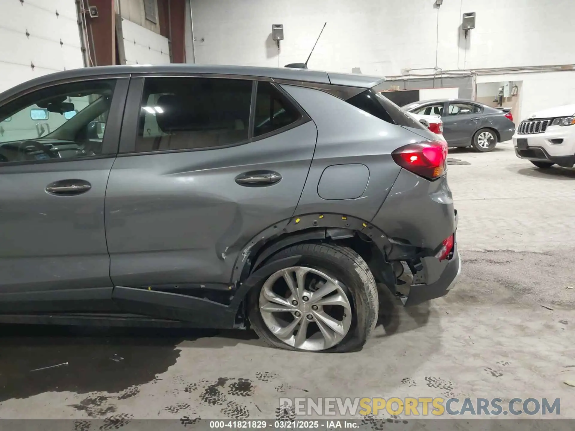18 Фотография поврежденного автомобиля KL4MMCSL1NB058865 BUICK ENCORE GX 2022