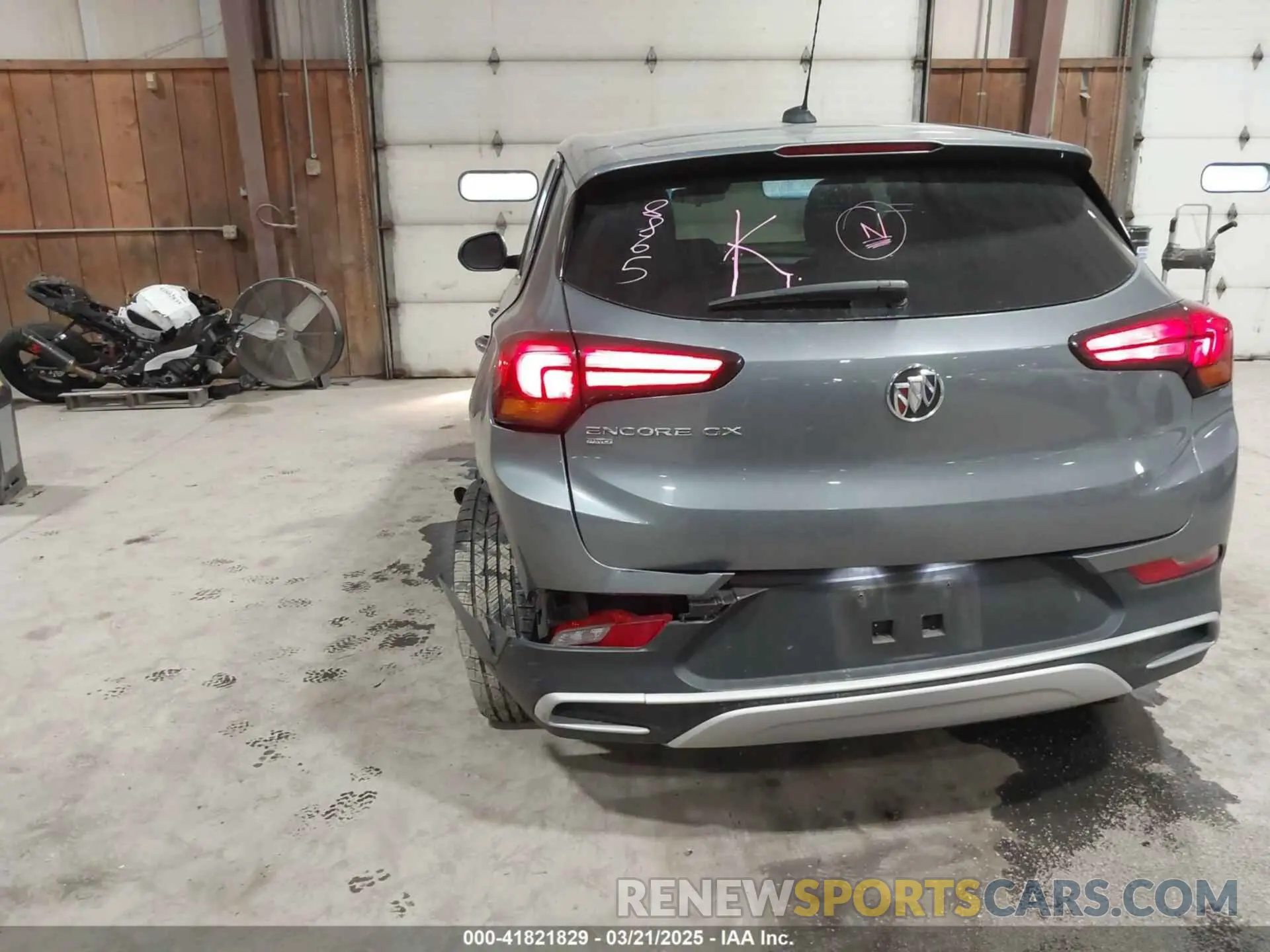 19 Фотография поврежденного автомобиля KL4MMCSL1NB058865 BUICK ENCORE GX 2022