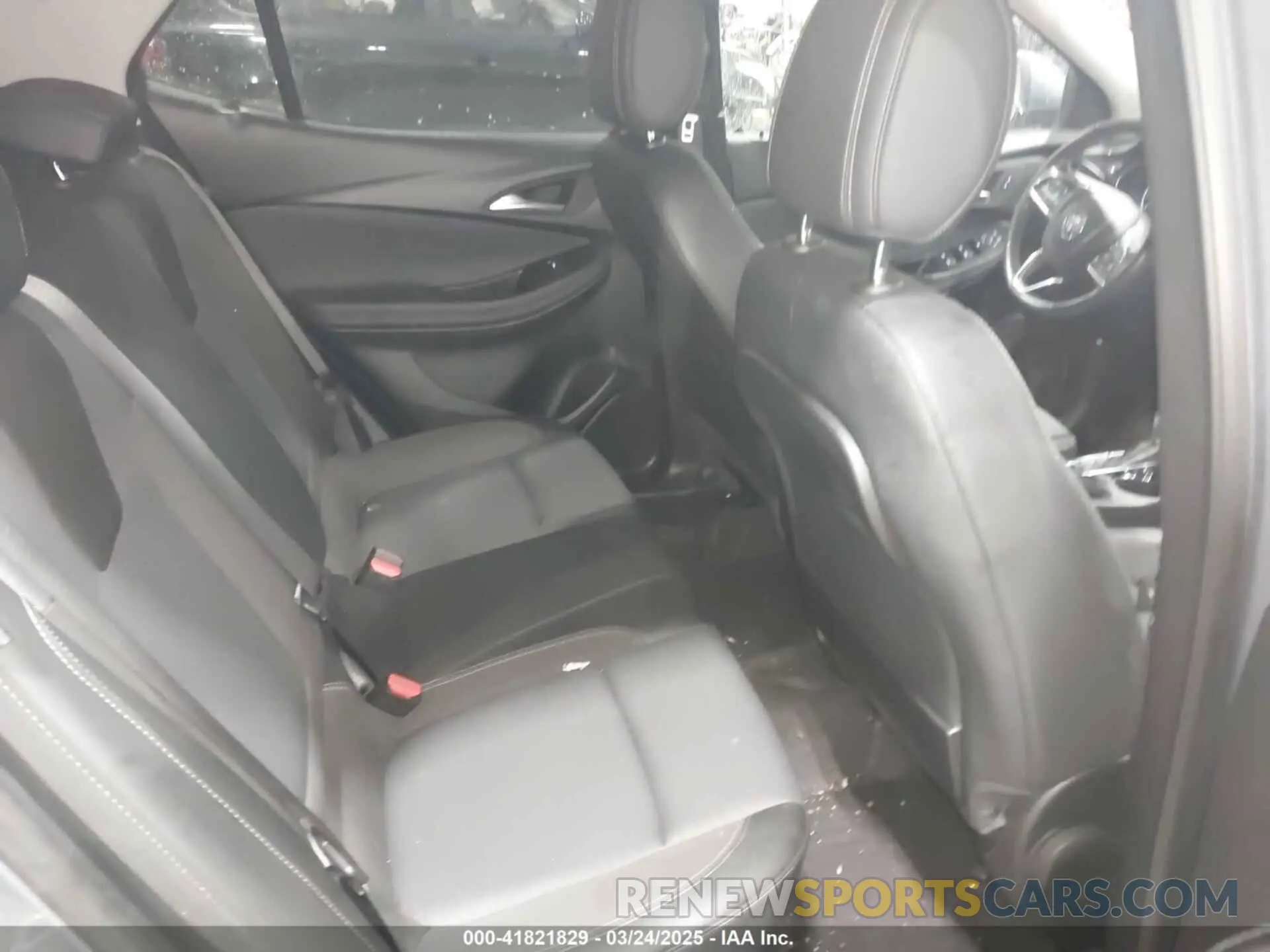 8 Фотография поврежденного автомобиля KL4MMCSL1NB058865 BUICK ENCORE GX 2022
