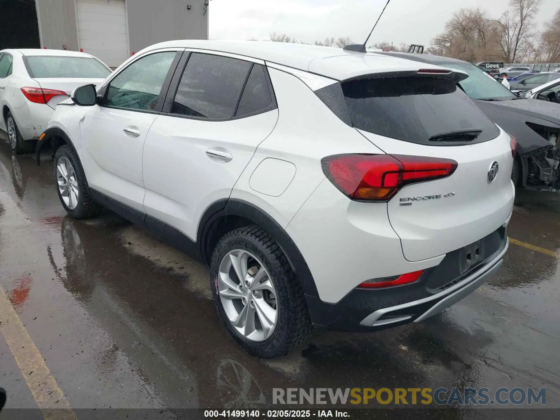 3 Фотография поврежденного автомобиля KL4MMCSL9NB110064 BUICK ENCORE GX 2022