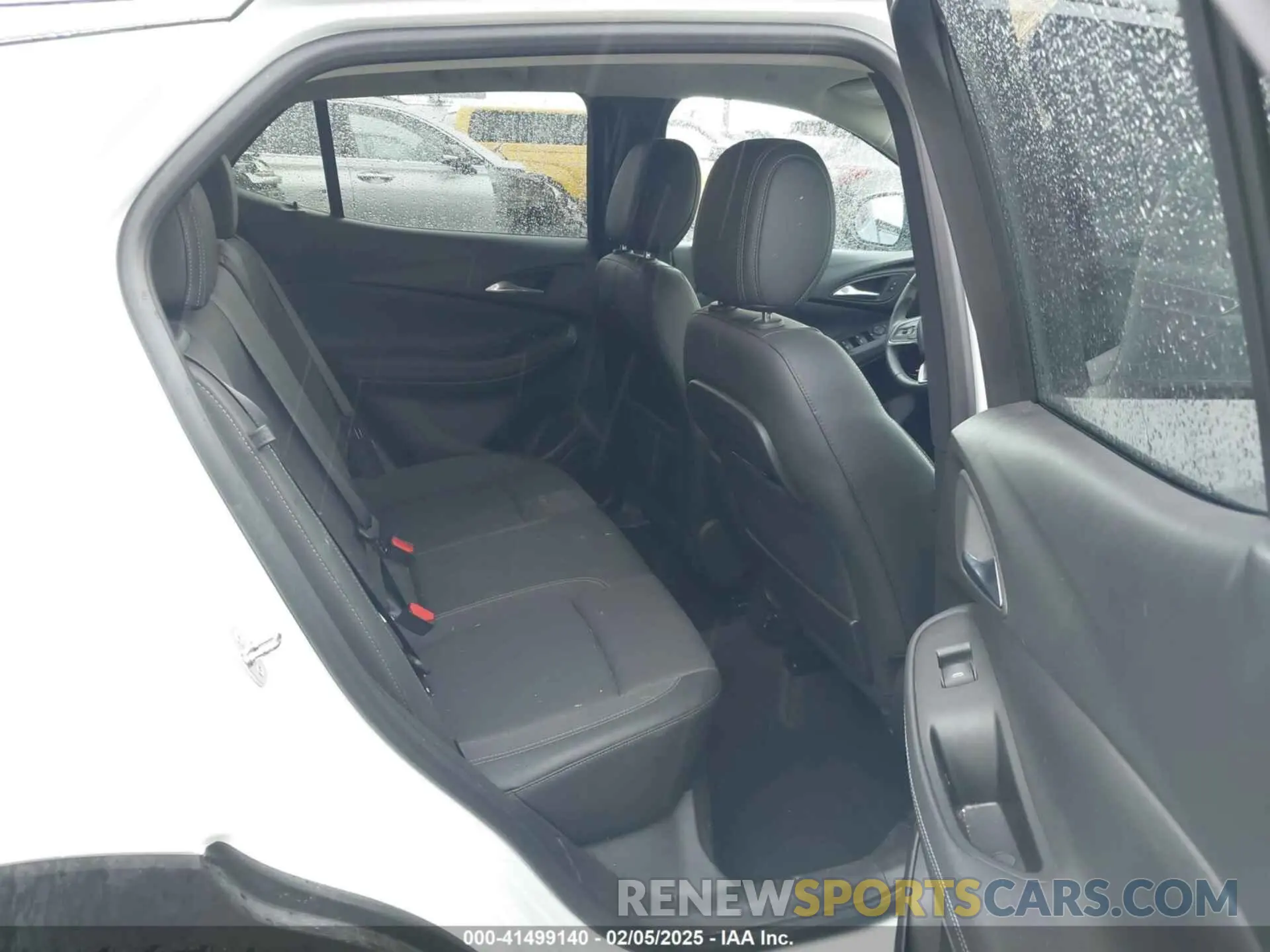 8 Фотография поврежденного автомобиля KL4MMCSL9NB110064 BUICK ENCORE GX 2022